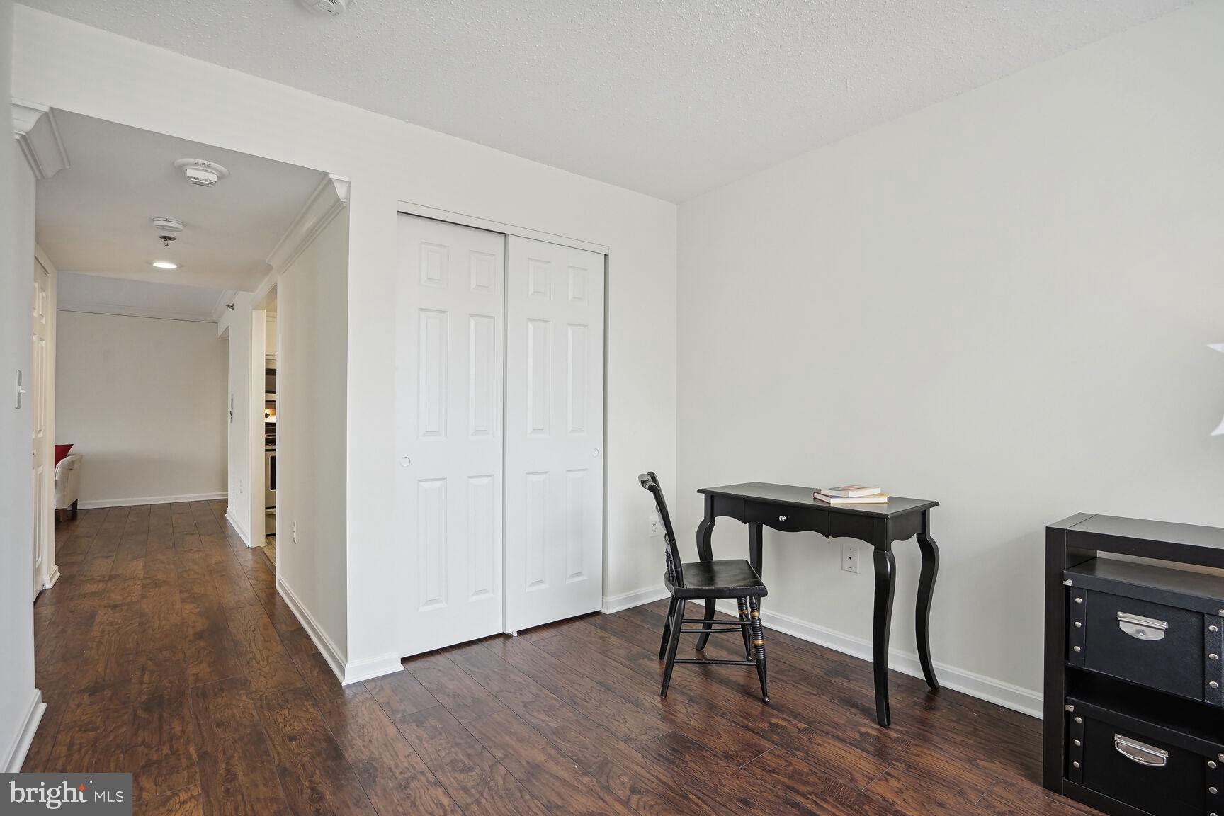 THE JEFFERSON - SUNRISE SENIOR LIVING - Residential