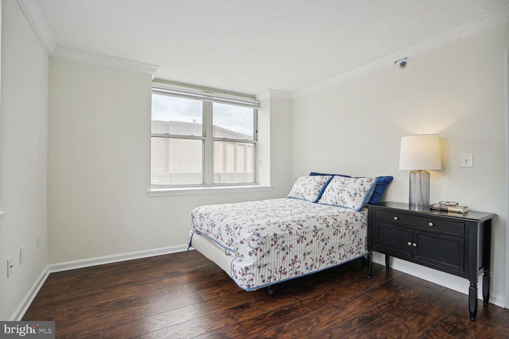 THE JEFFERSON - SUNRISE SENIOR LIVING - Residential