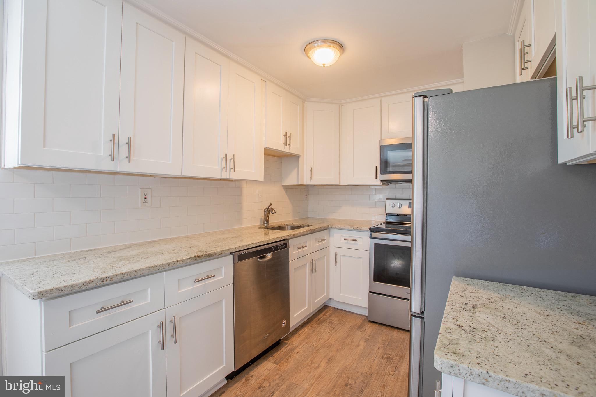 CROFTON MEWS - Residential Lease