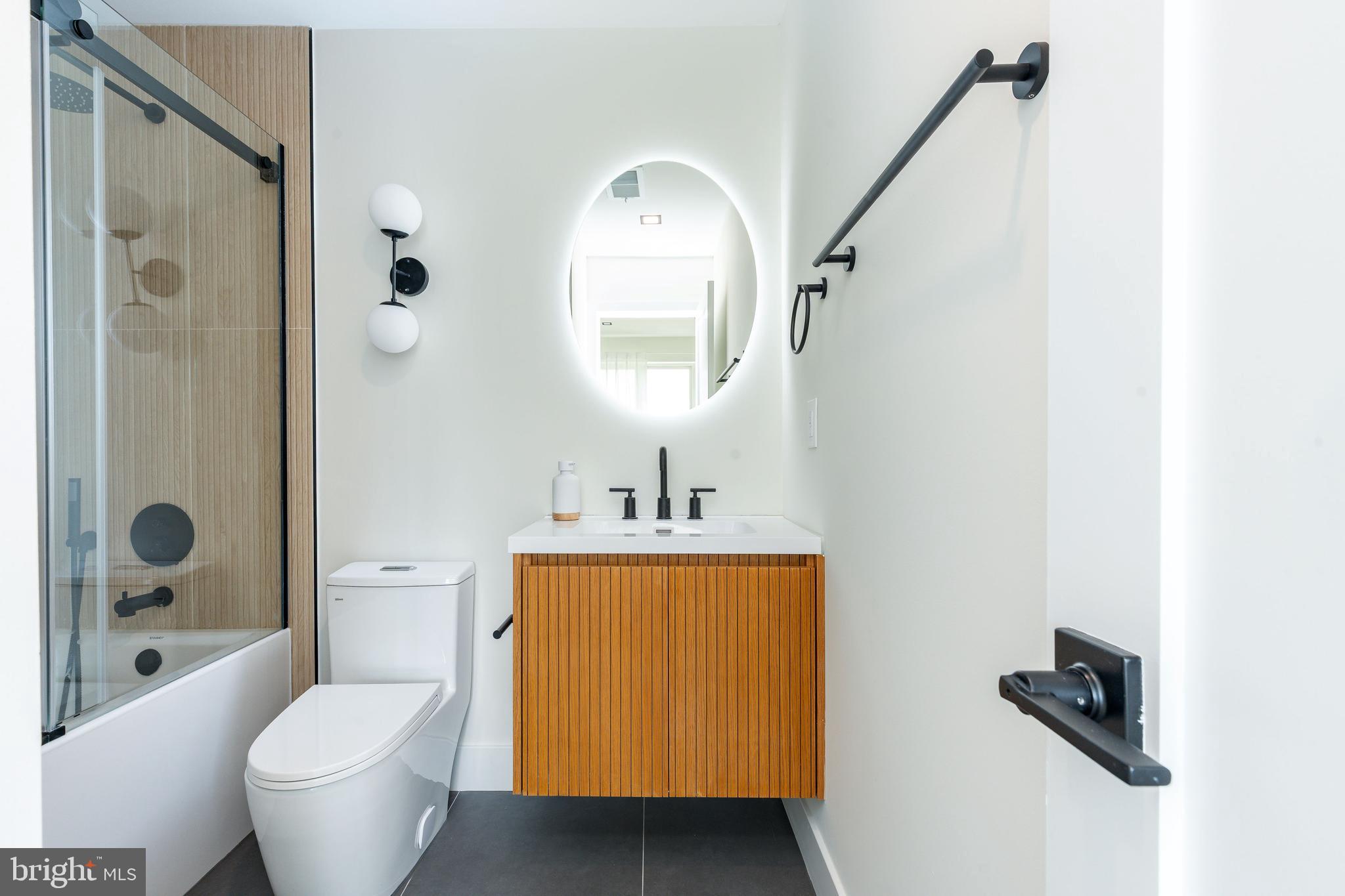 OLDE KENSINGTON - Residential