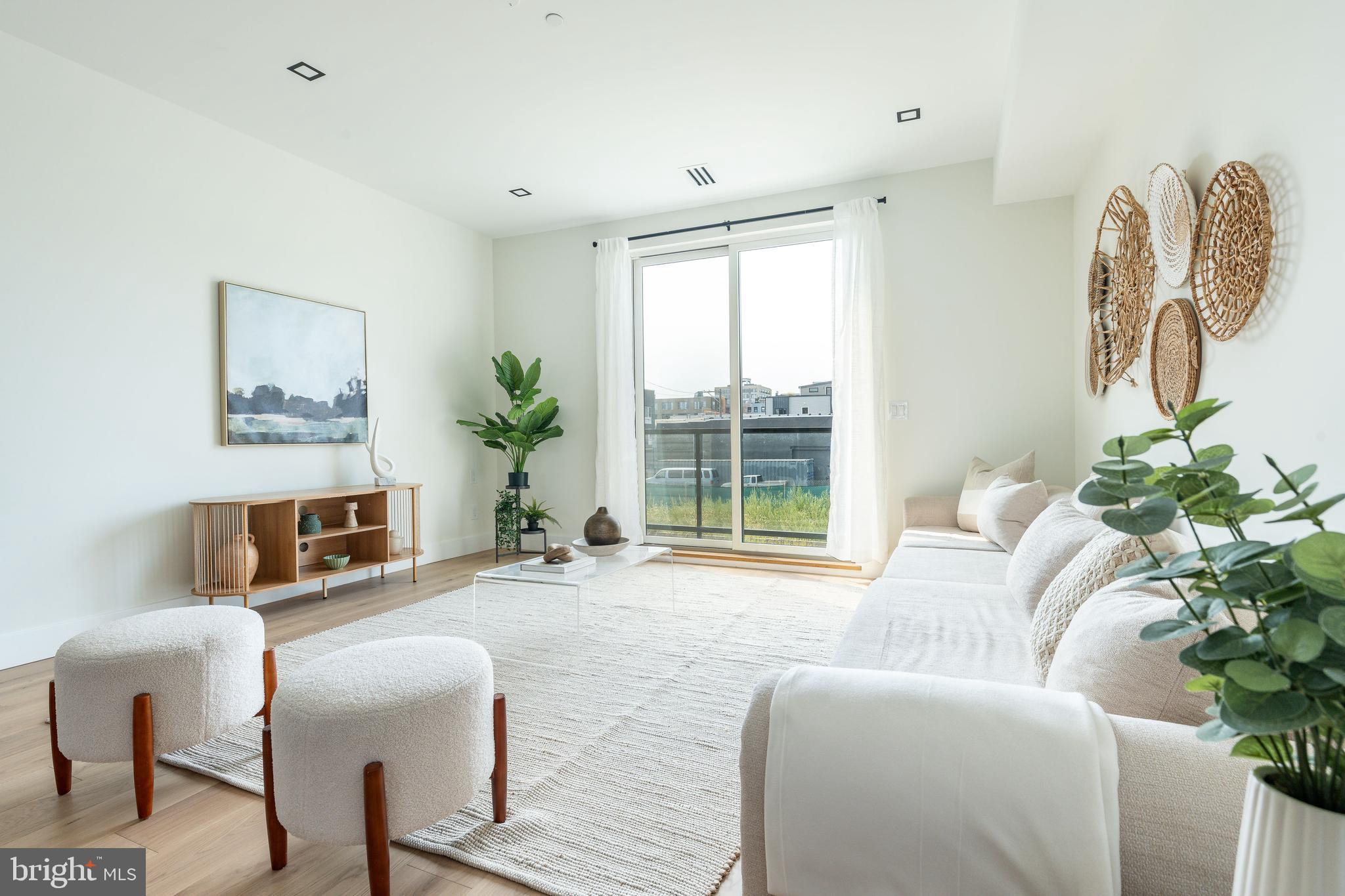 OLDE KENSINGTON - Residential