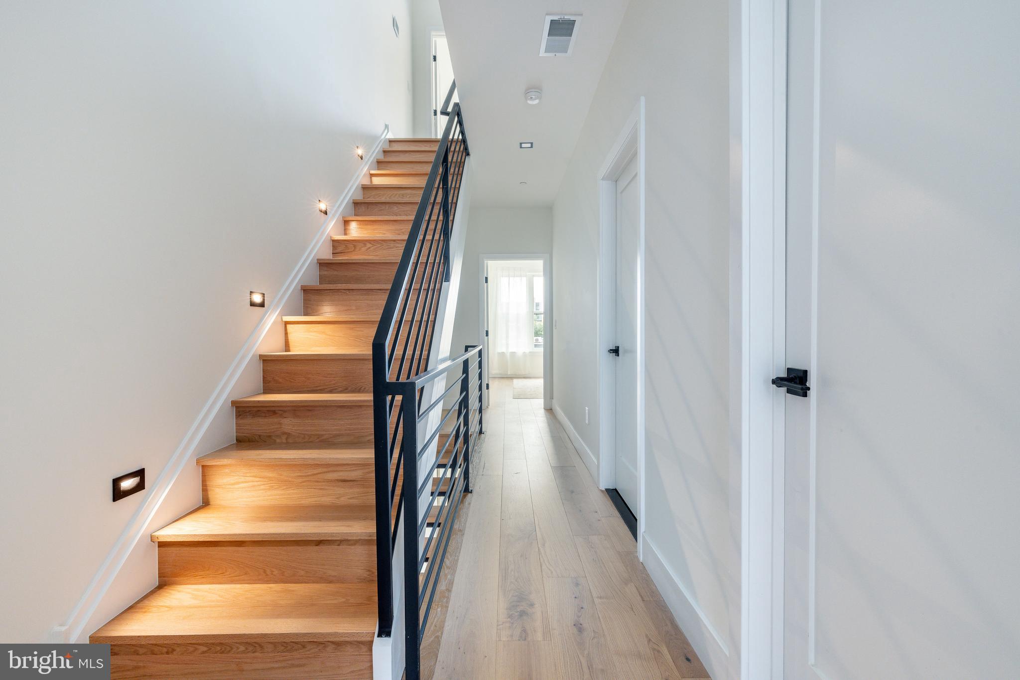 OLDE KENSINGTON - Residential