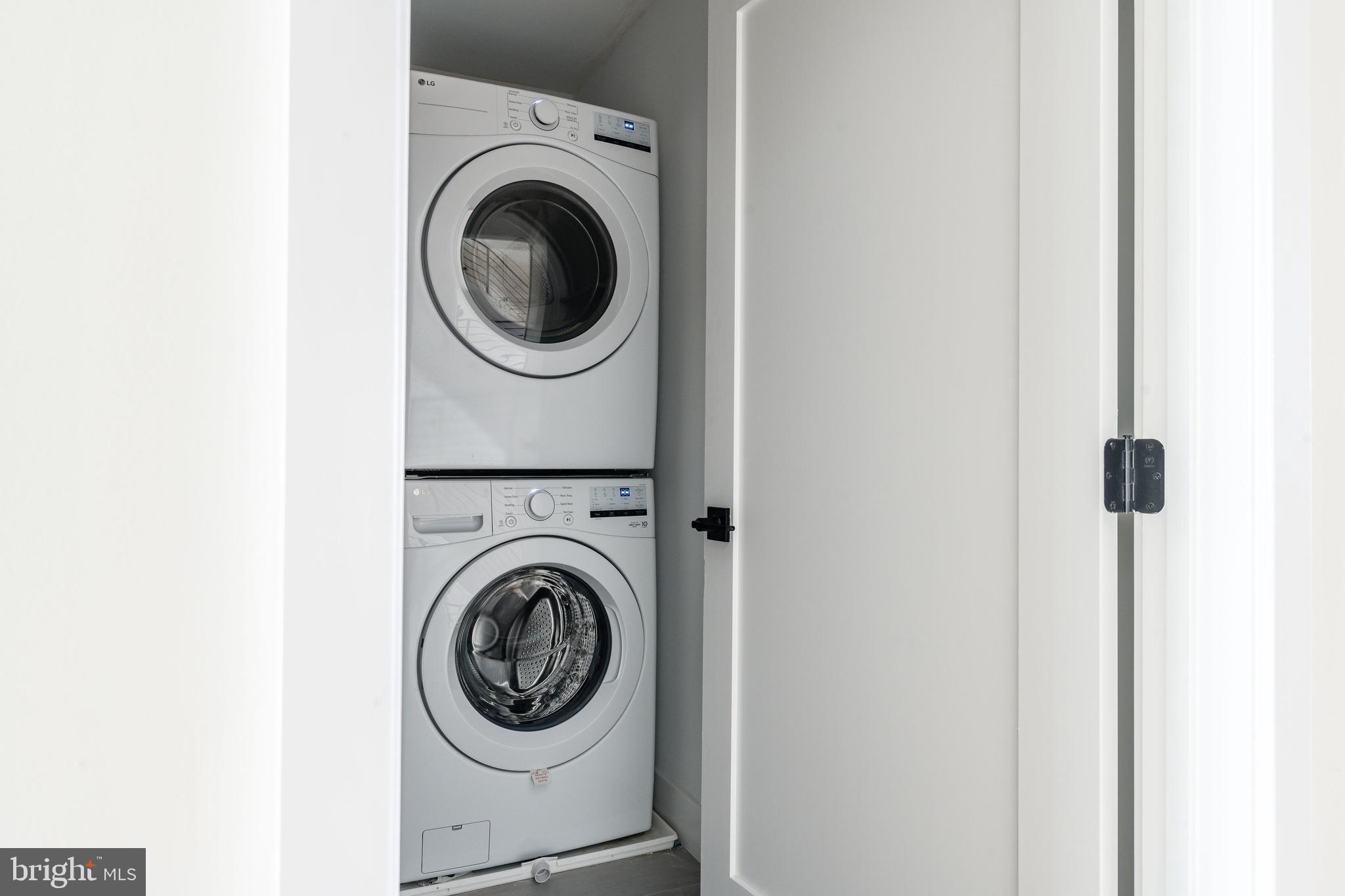 OLDE KENSINGTON - Residential