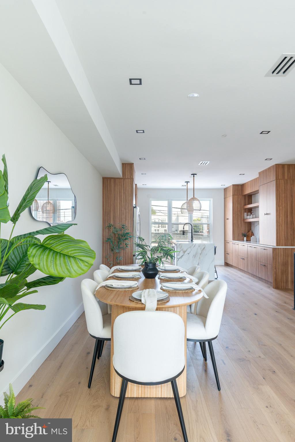 OLDE KENSINGTON - Residential