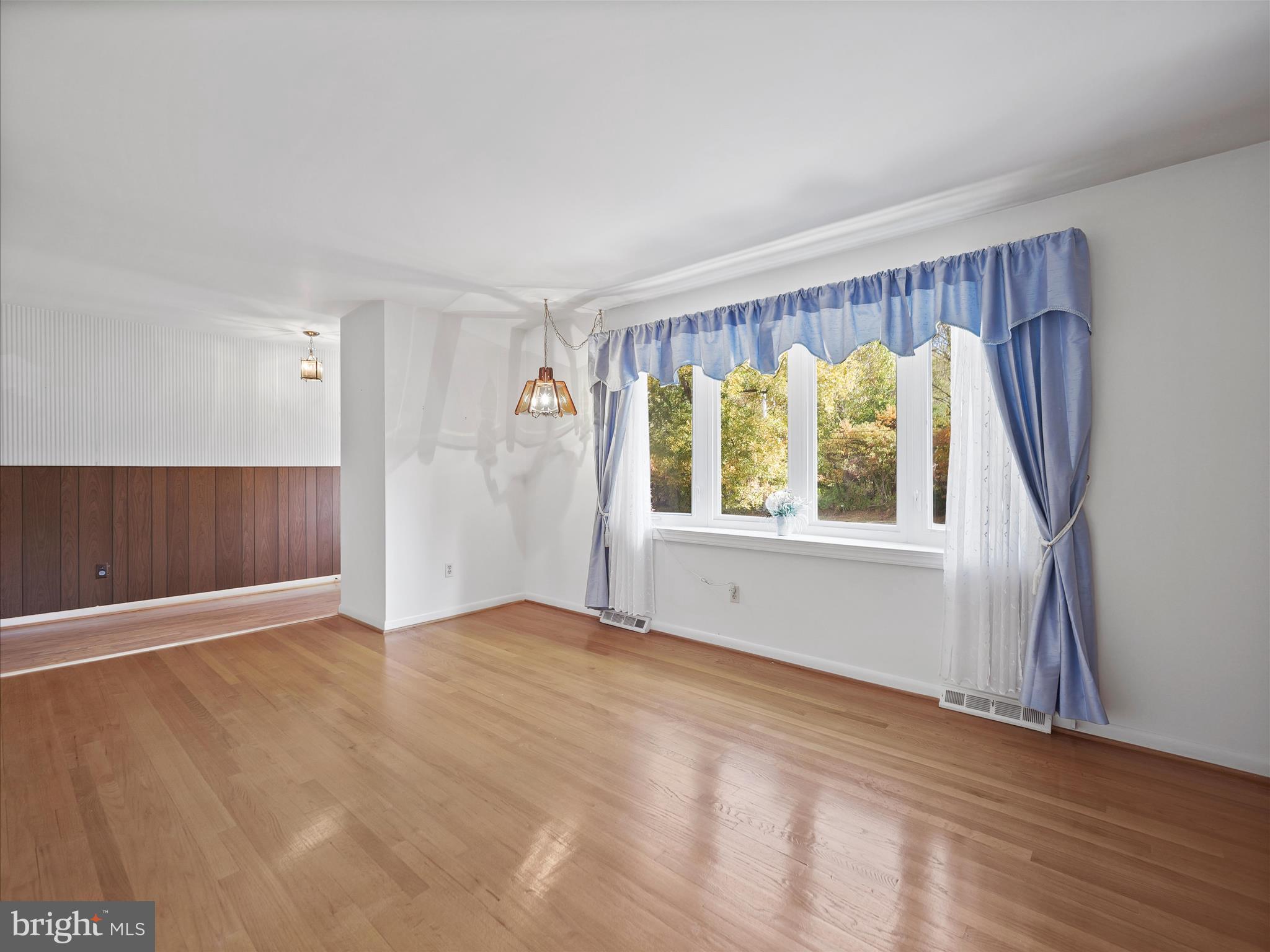 1546 HENRYTON ROAD