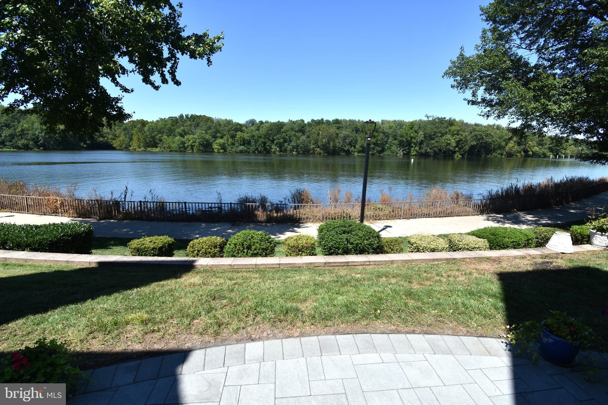 333 E PEARL STREET #6
