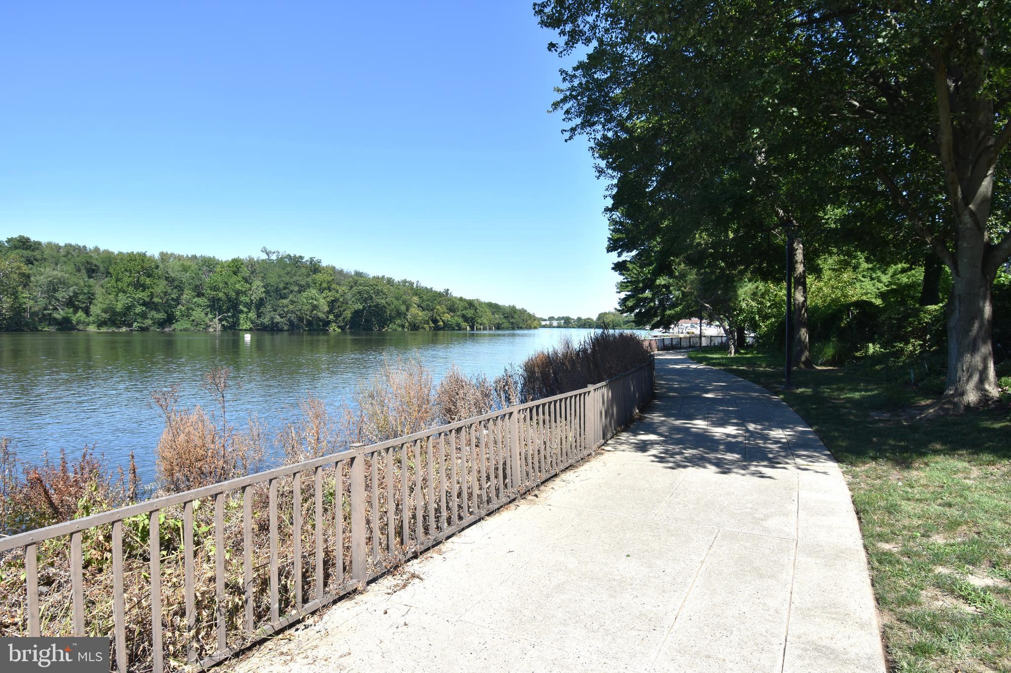 333 E PEARL STREET #6