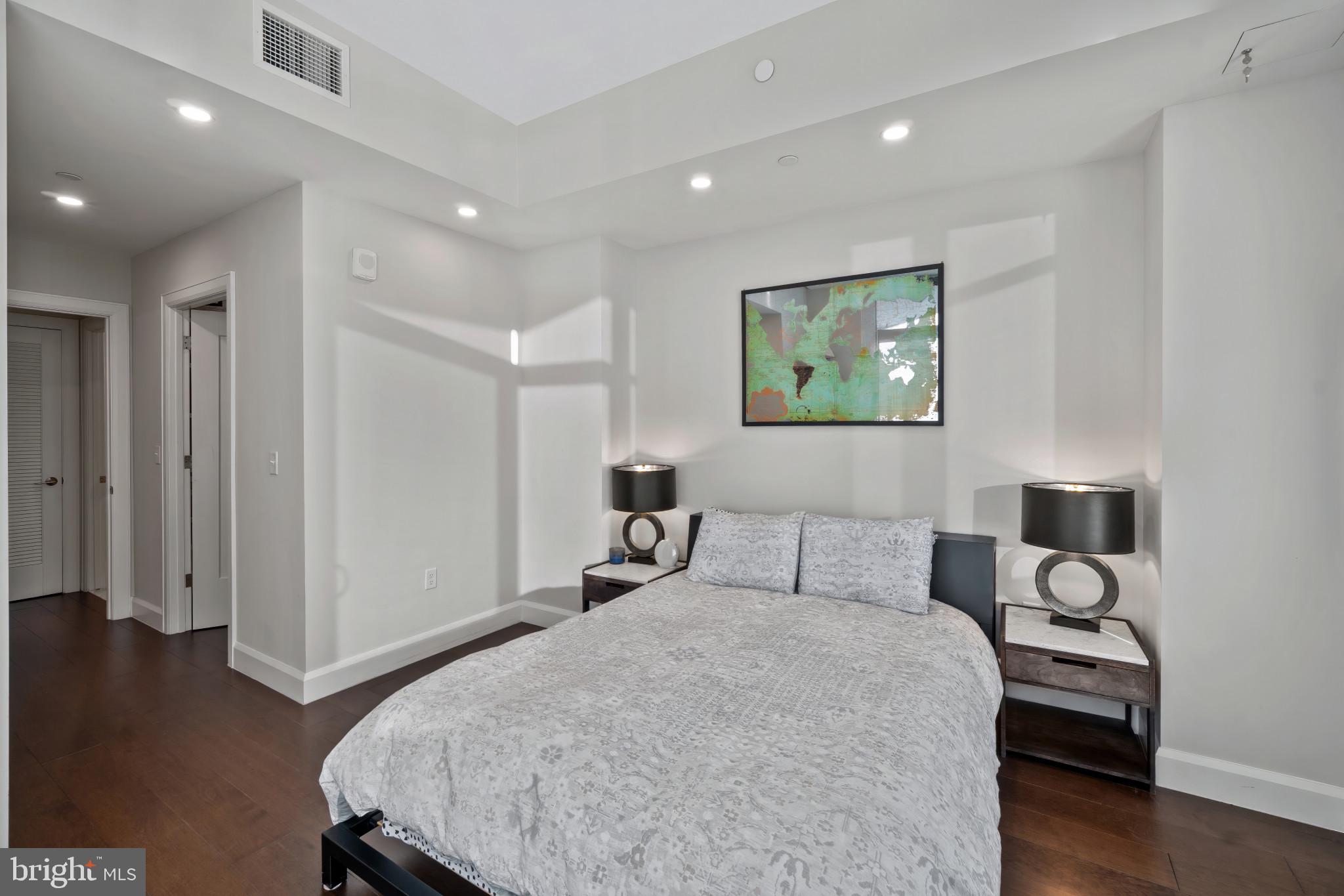 HARBOR EAST - Residential Lease