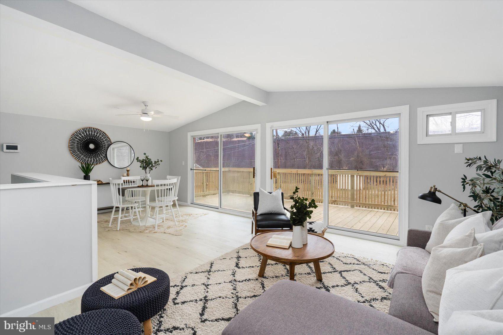 906 SCOTTS HILL DRIVE