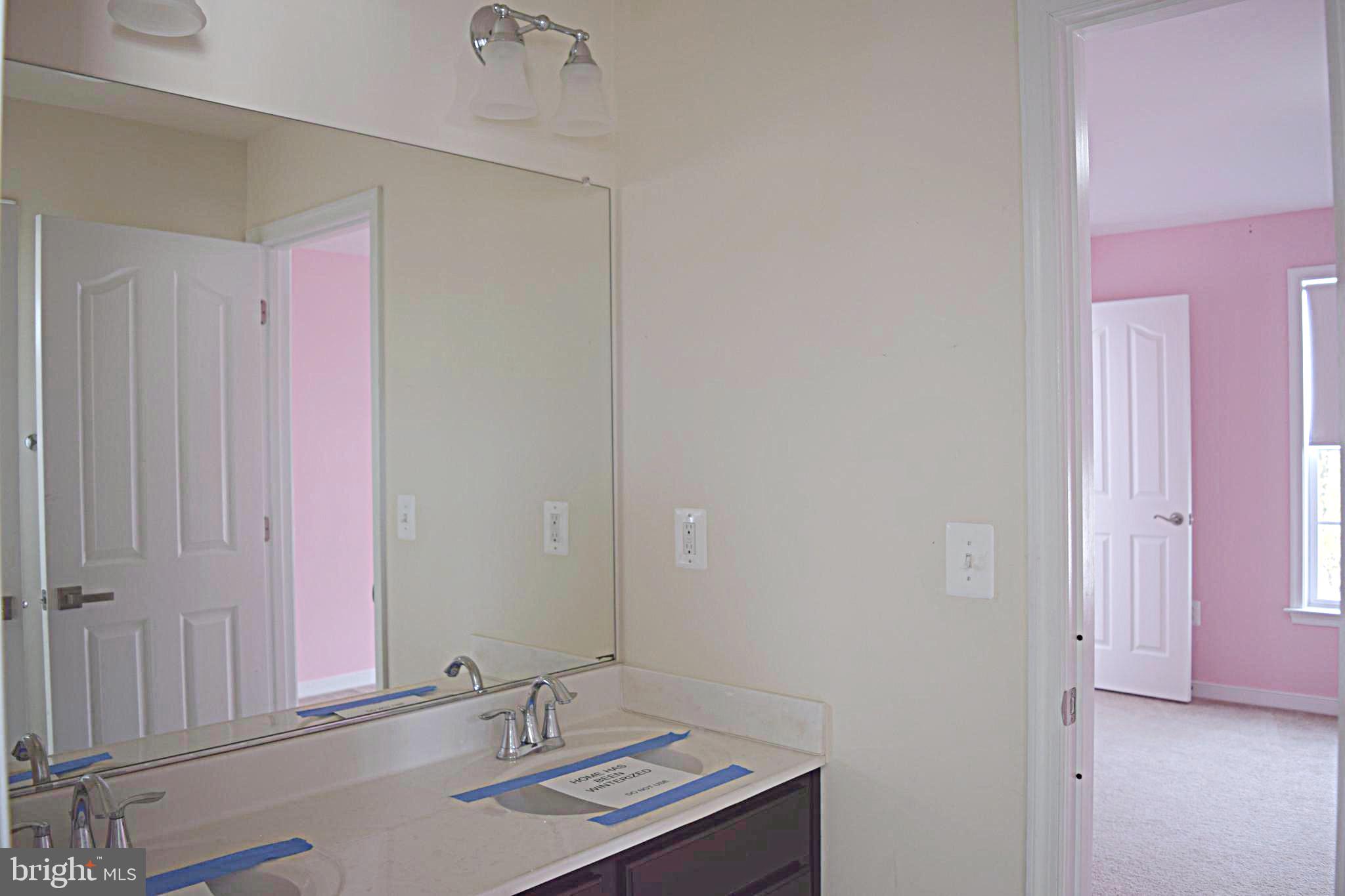 HILLS OF AQUIA - Residential