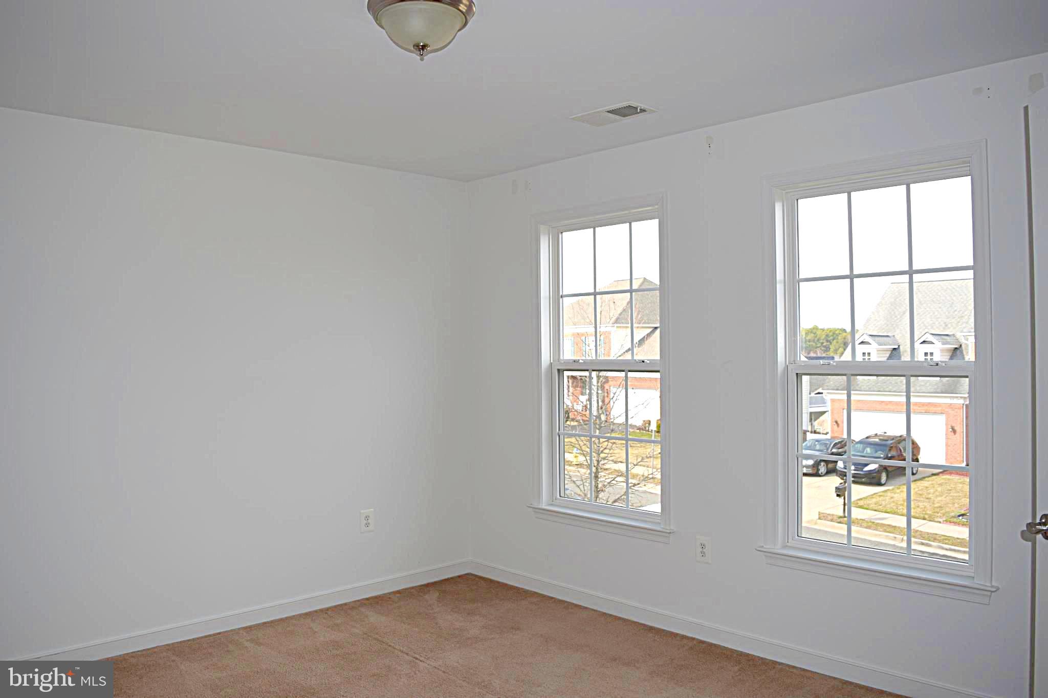 HILLS OF AQUIA - Residential