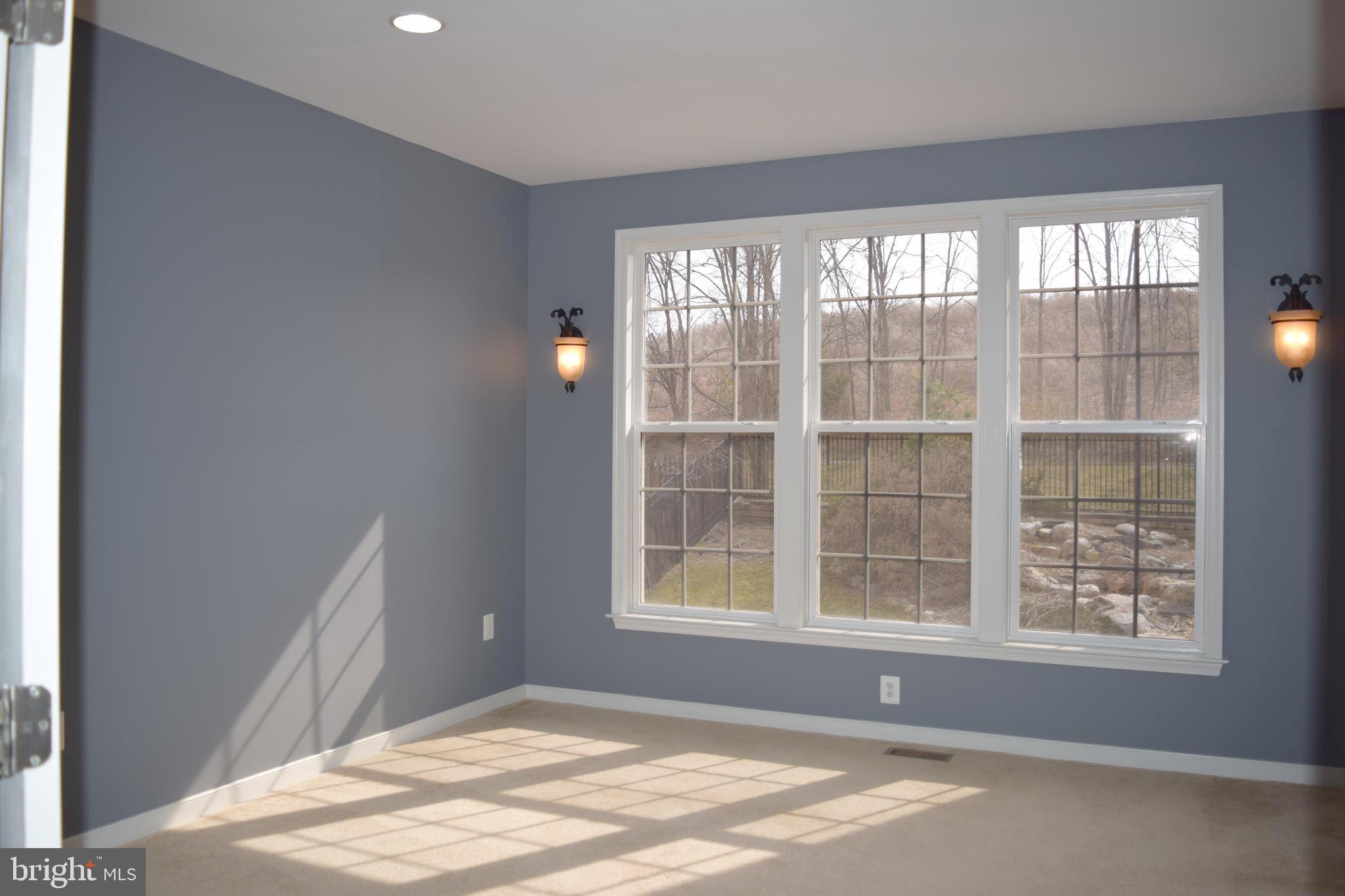 HILLS OF AQUIA - Residential