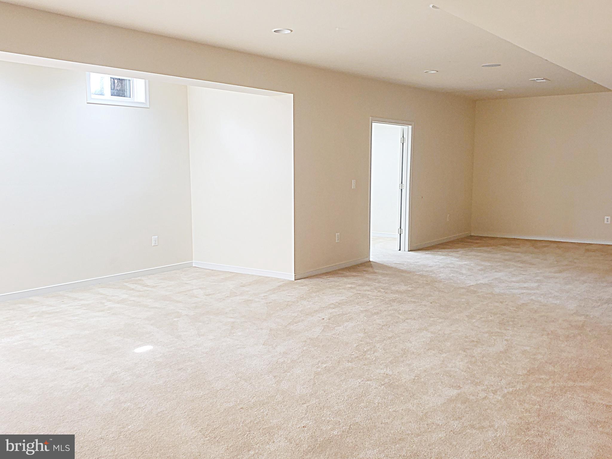 HILLS OF AQUIA - Residential