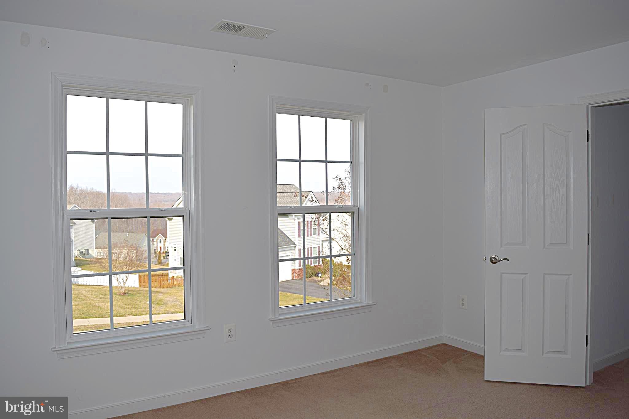 HILLS OF AQUIA - Residential