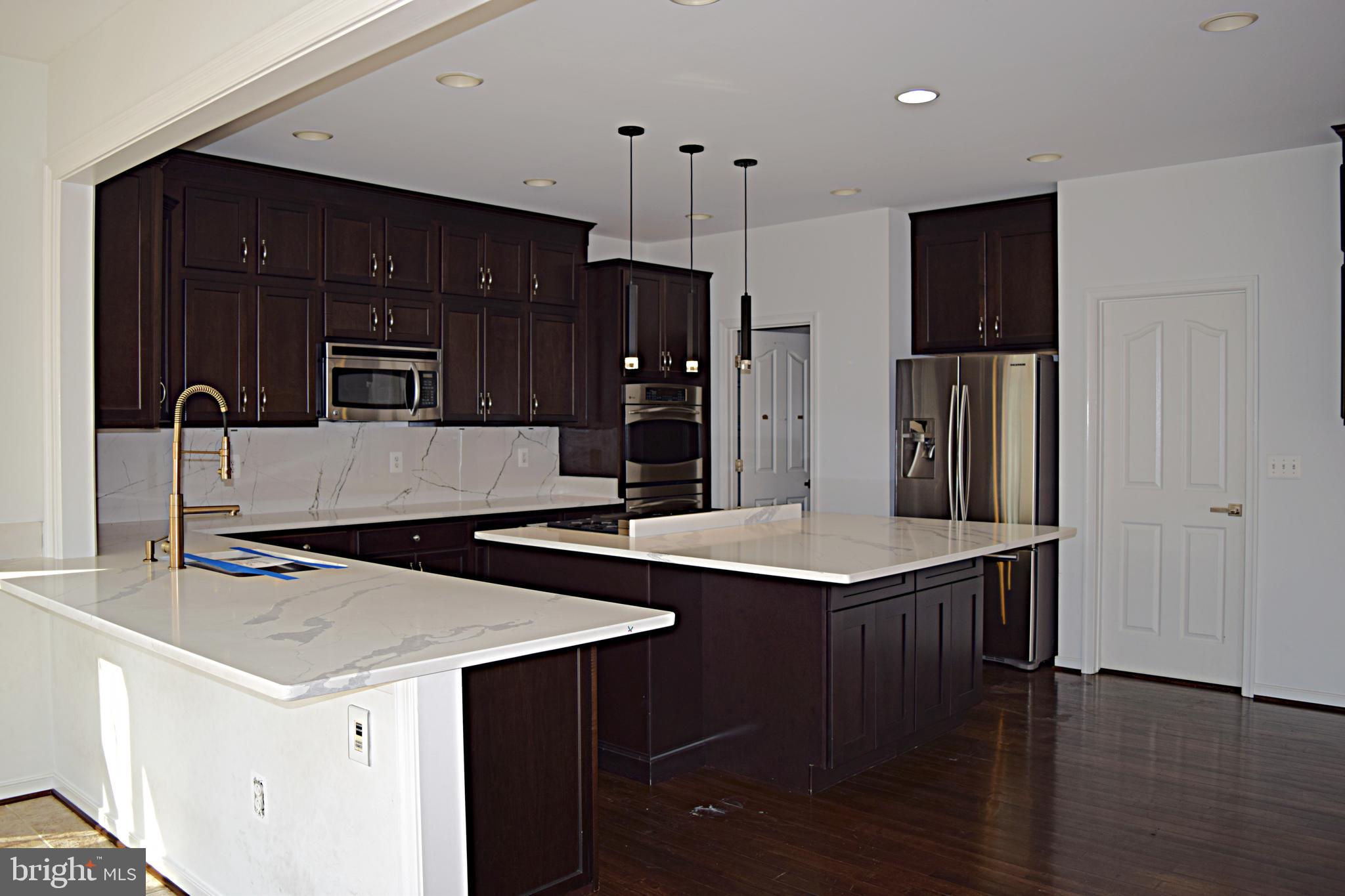 HILLS OF AQUIA - Residential