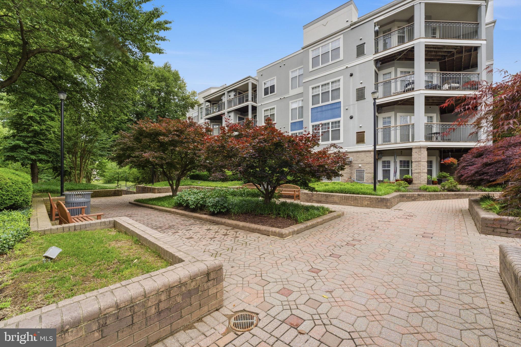 5565 SEMINARY ROAD 313