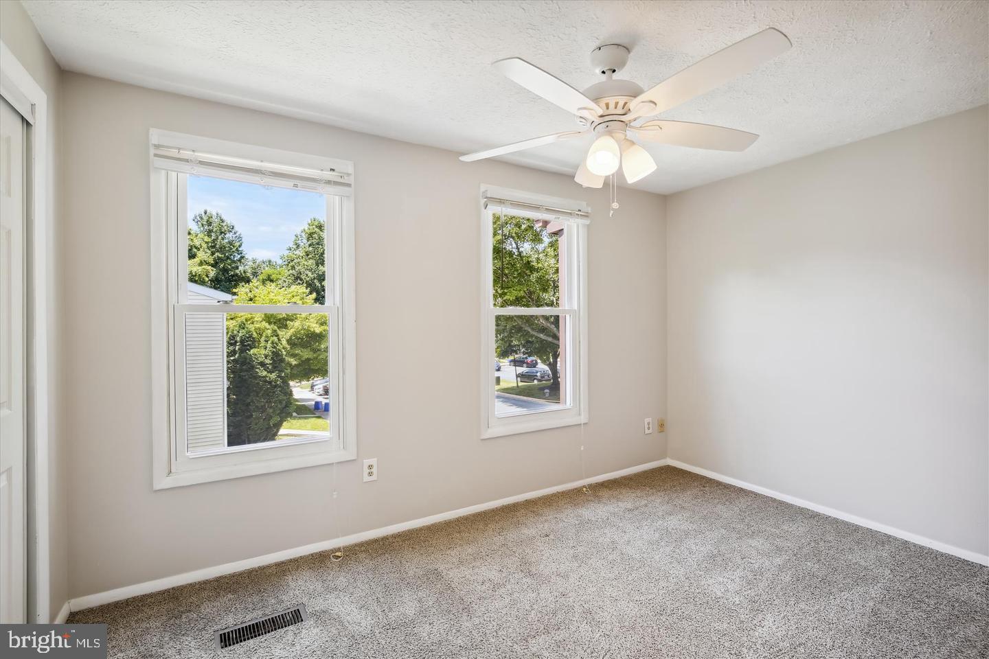 GUNNERS LAKE VILLAGE - Residential Lease