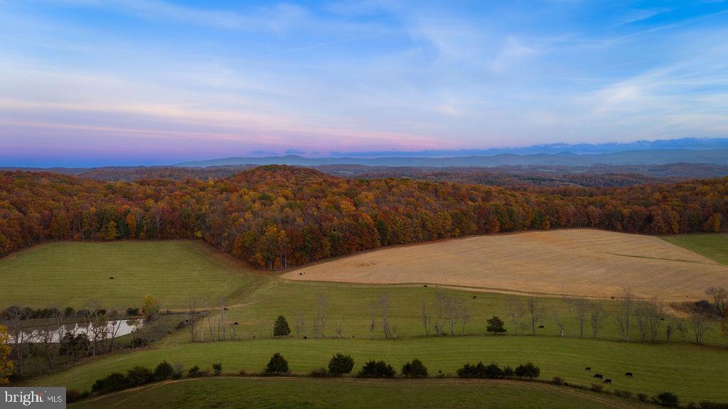 742 & 830 HIGH ROCK ROAD