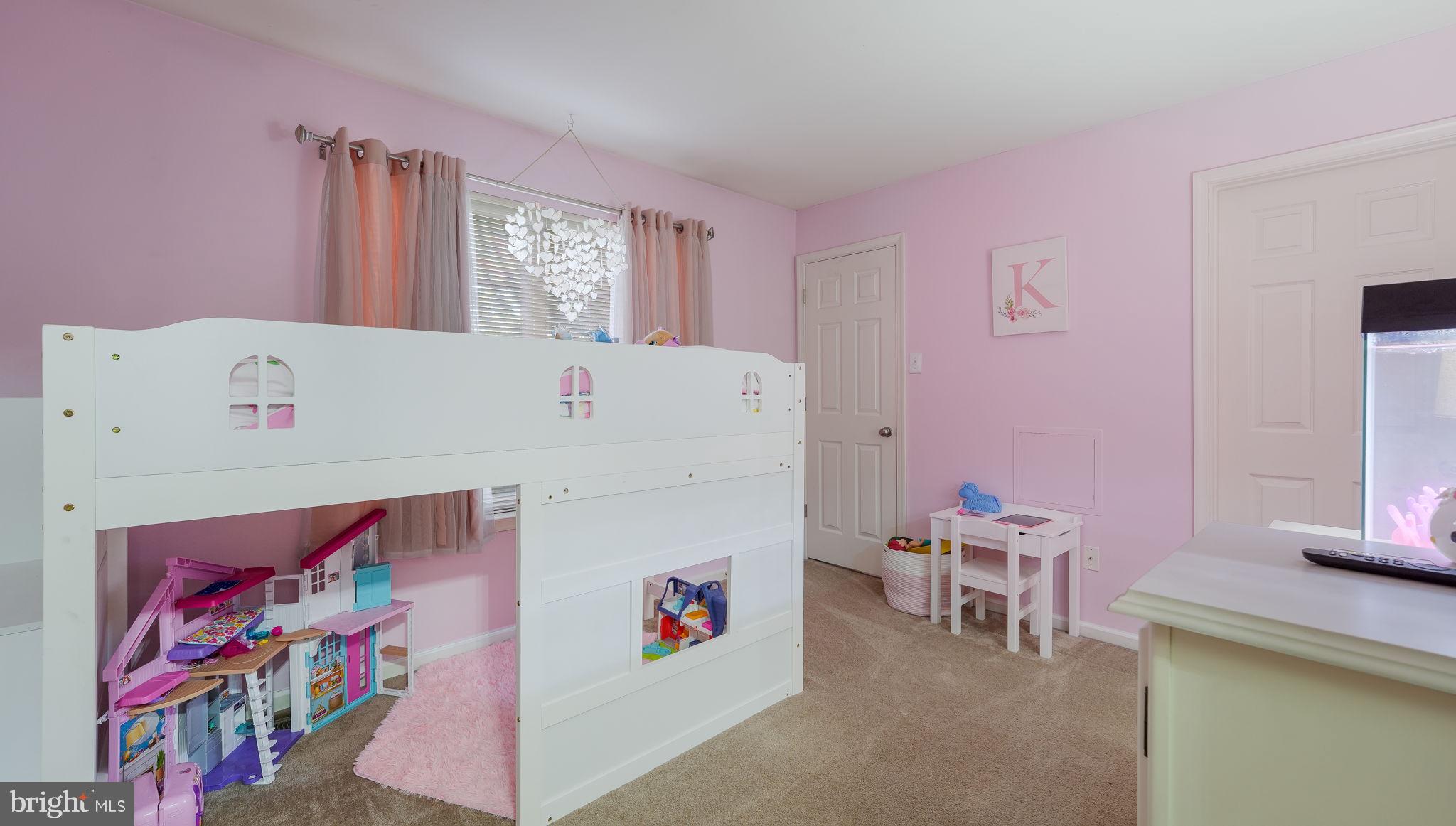 SWEETBRIAR VILLAGE - Residential