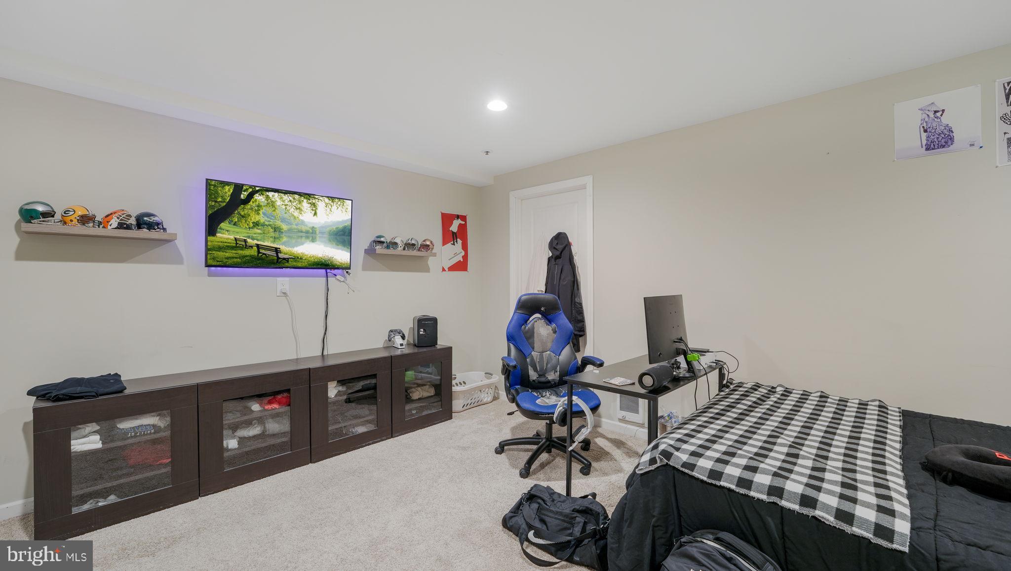 SWEETBRIAR VILLAGE - Residential