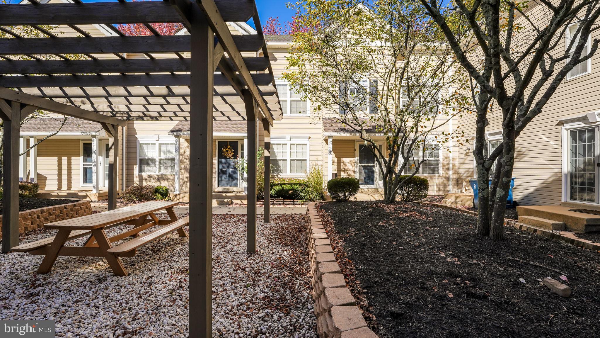 110 ZIRCON COURT 14