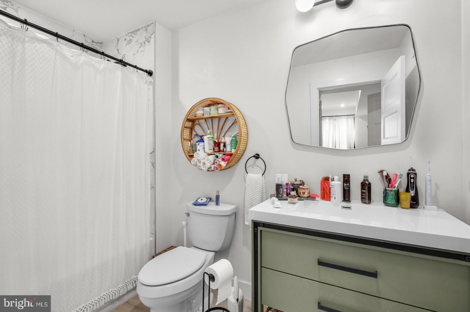 FISHTOWN - Residential Lease