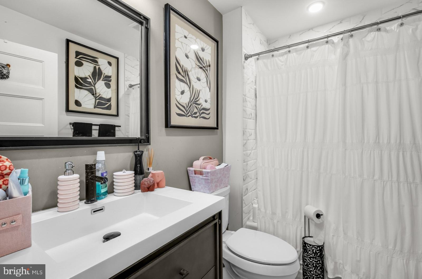 FISHTOWN - Residential Lease