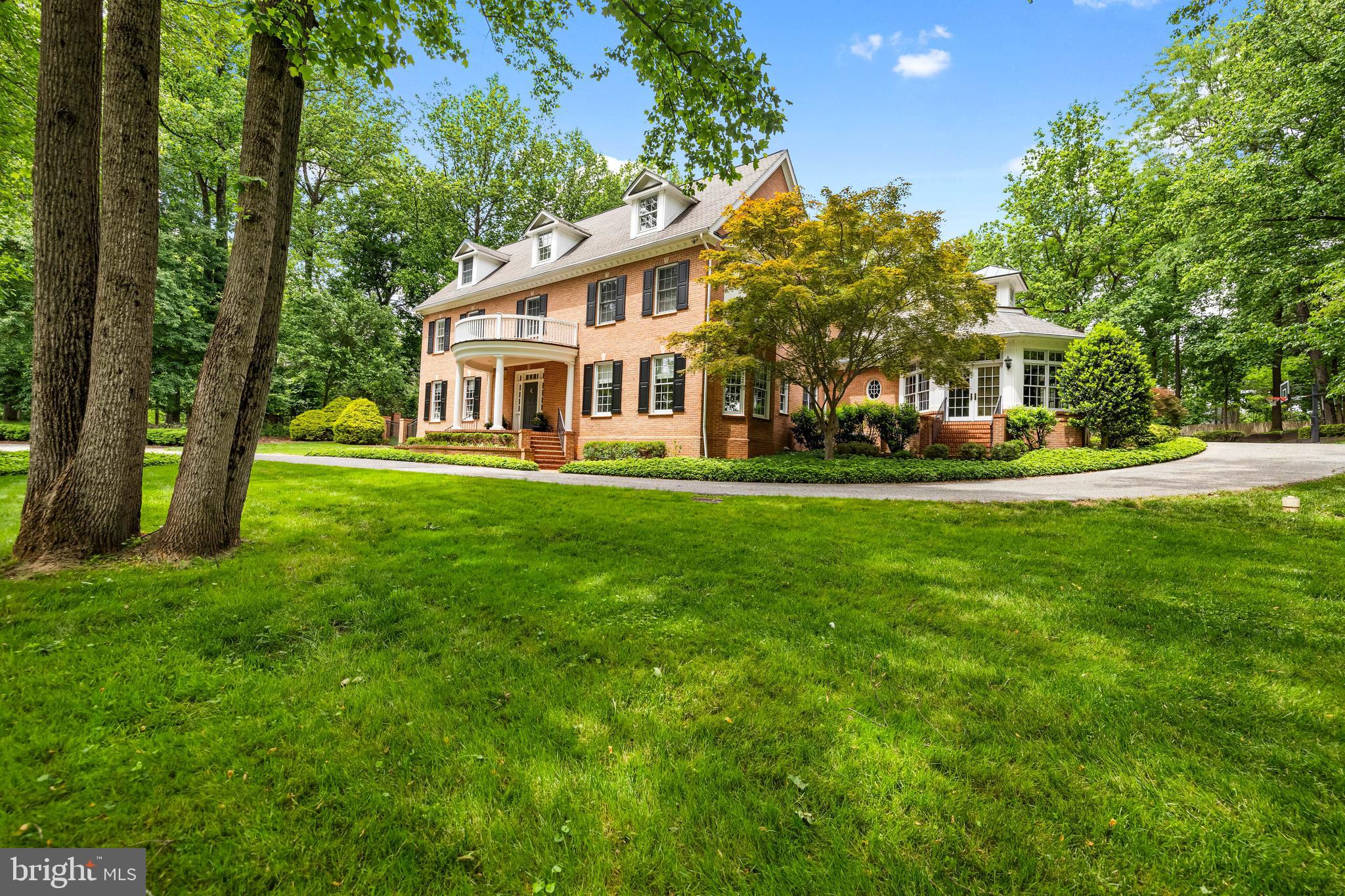 1102 WESTWICKE LANE