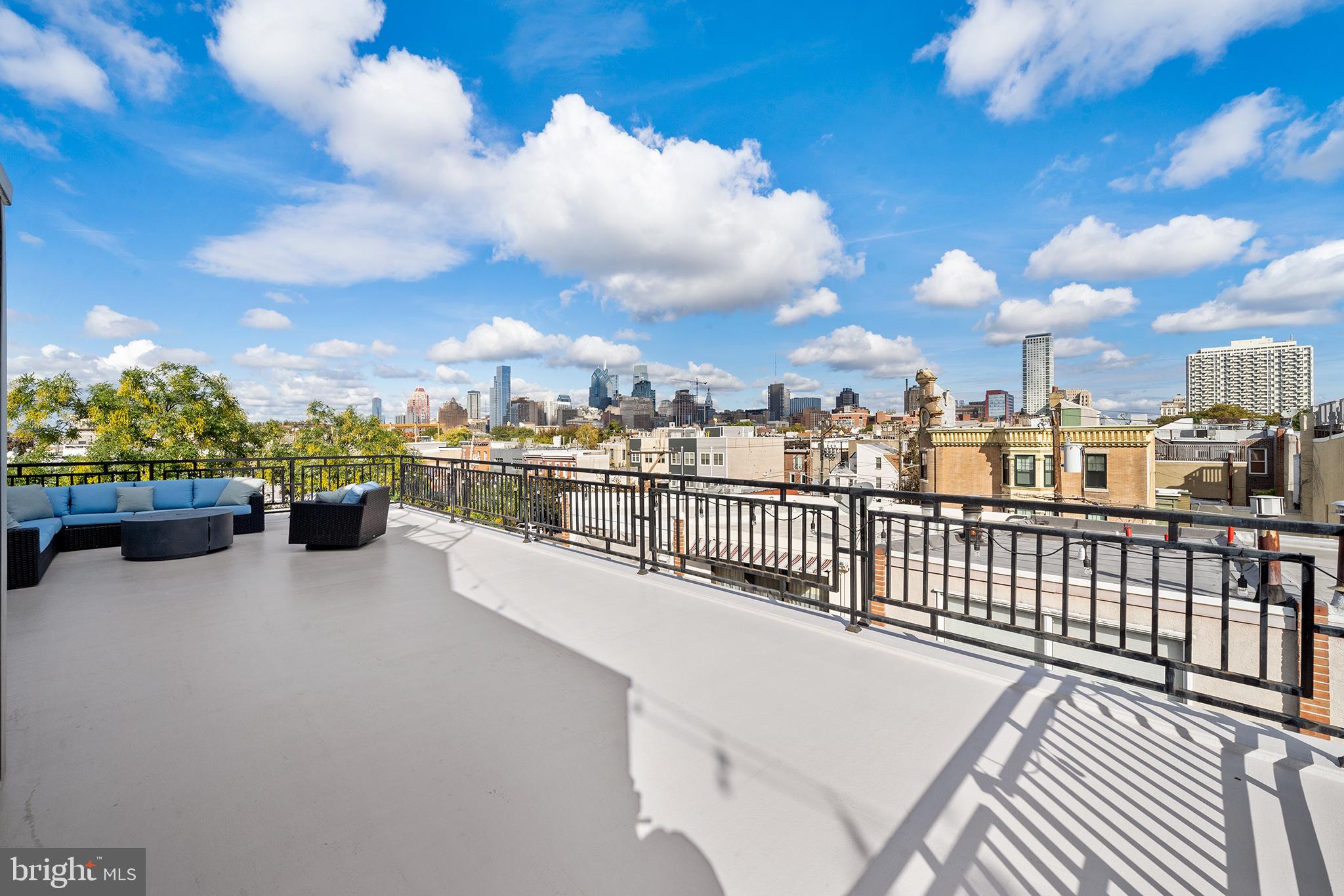 BELLA VISTA - Residential