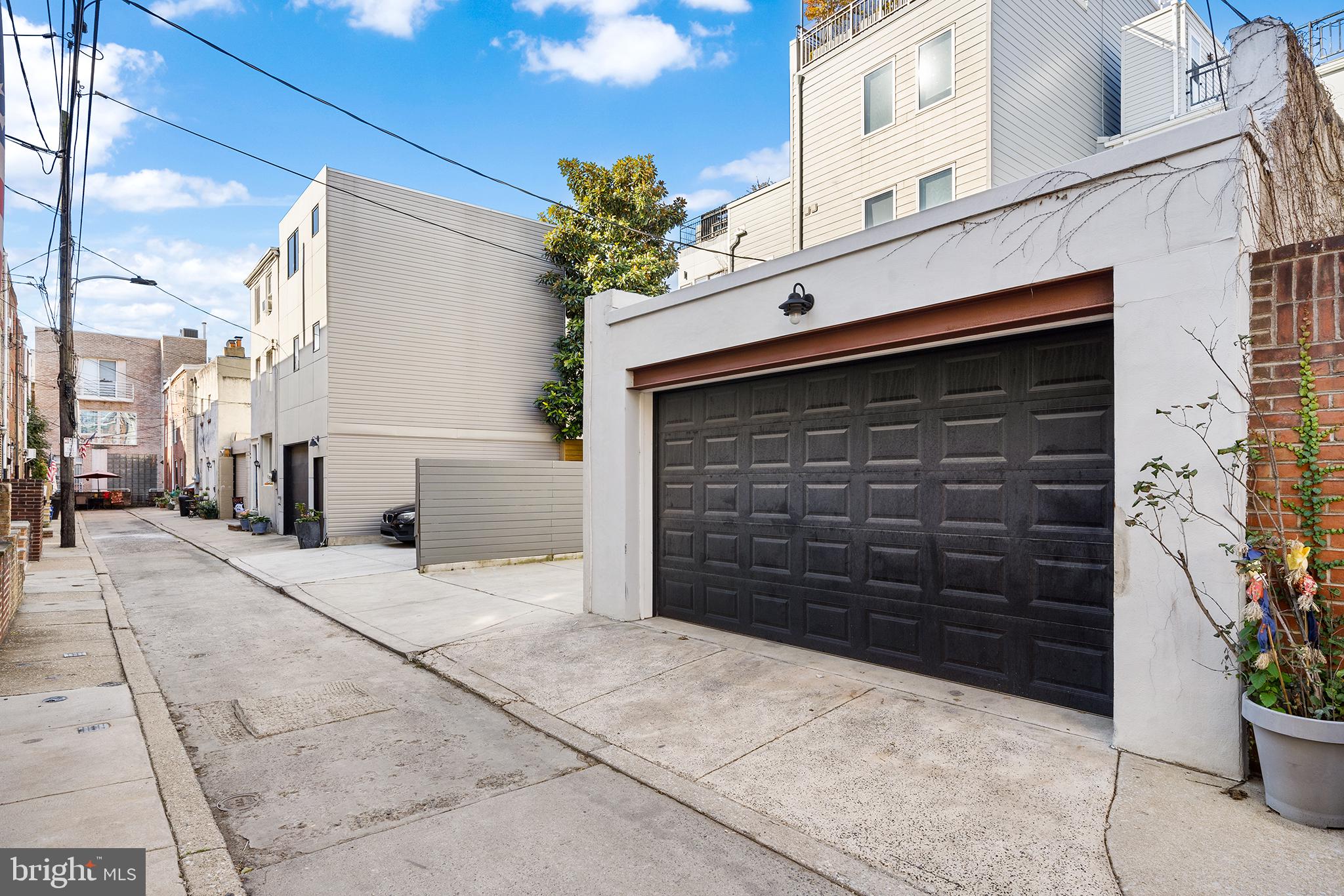 BELLA VISTA - Residential