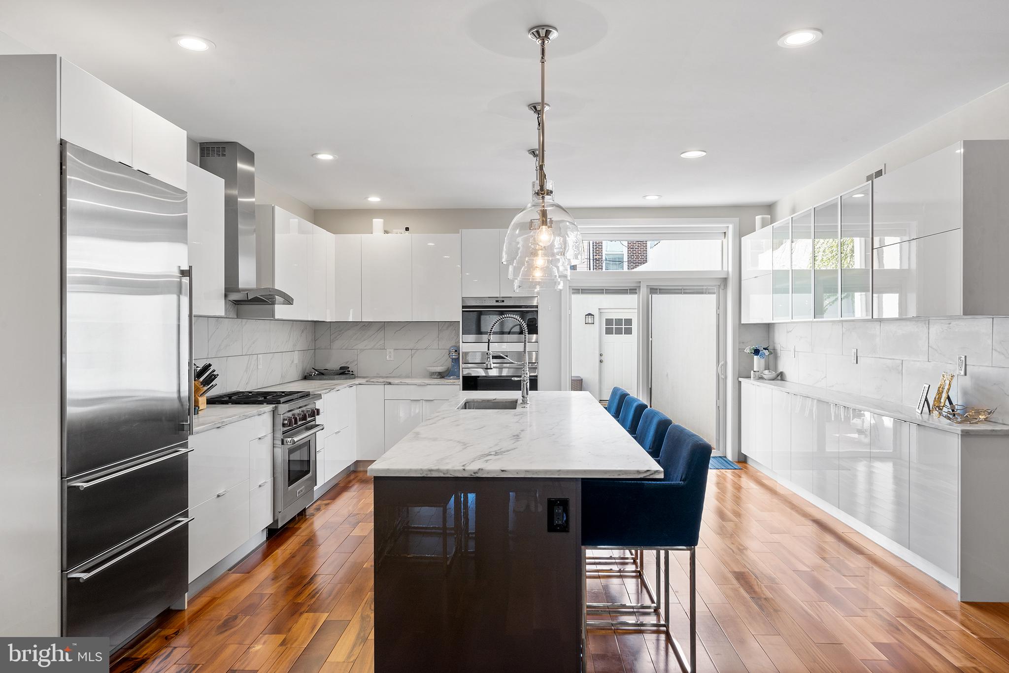 BELLA VISTA - Residential