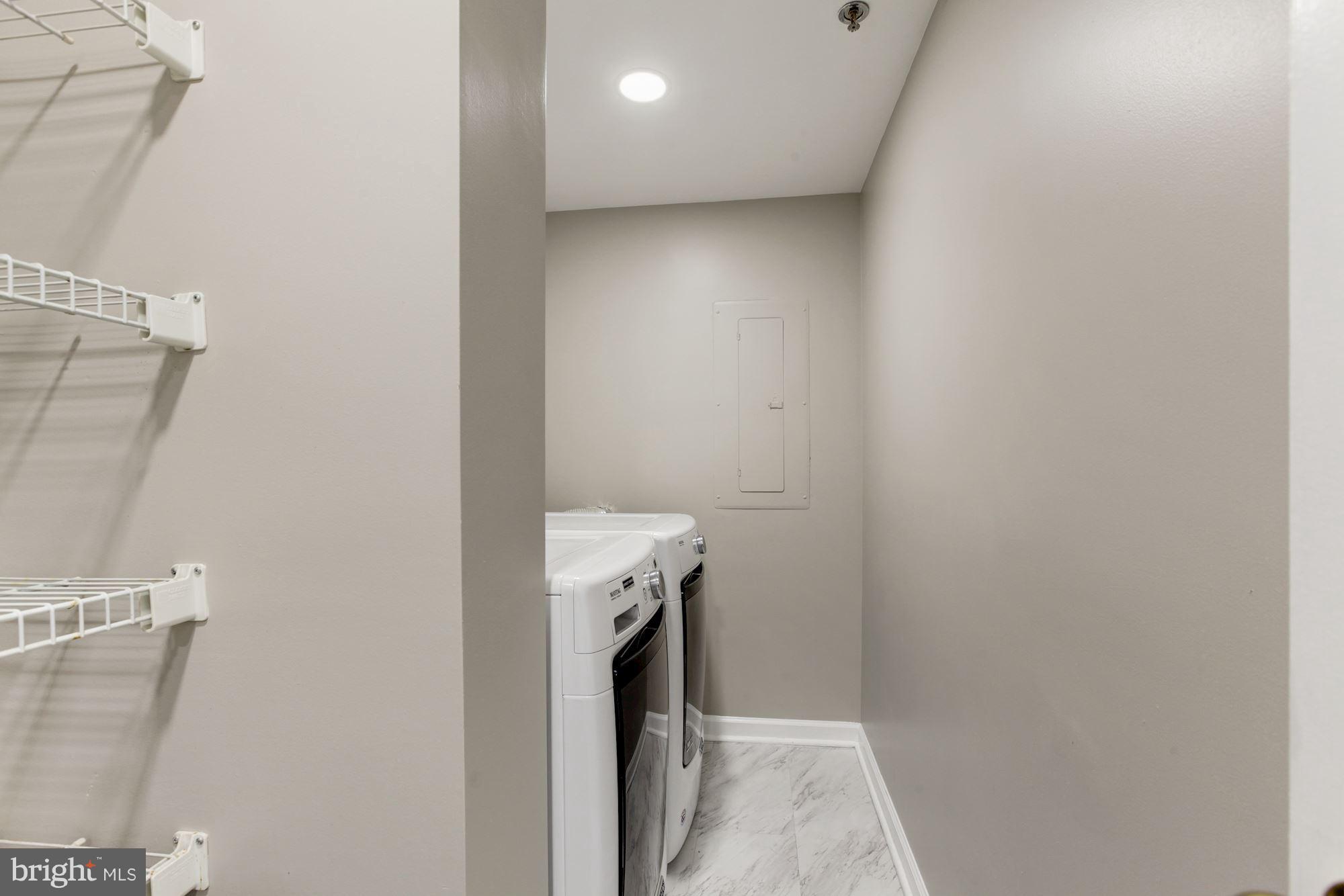 SOMERSET HOUSE - Residential