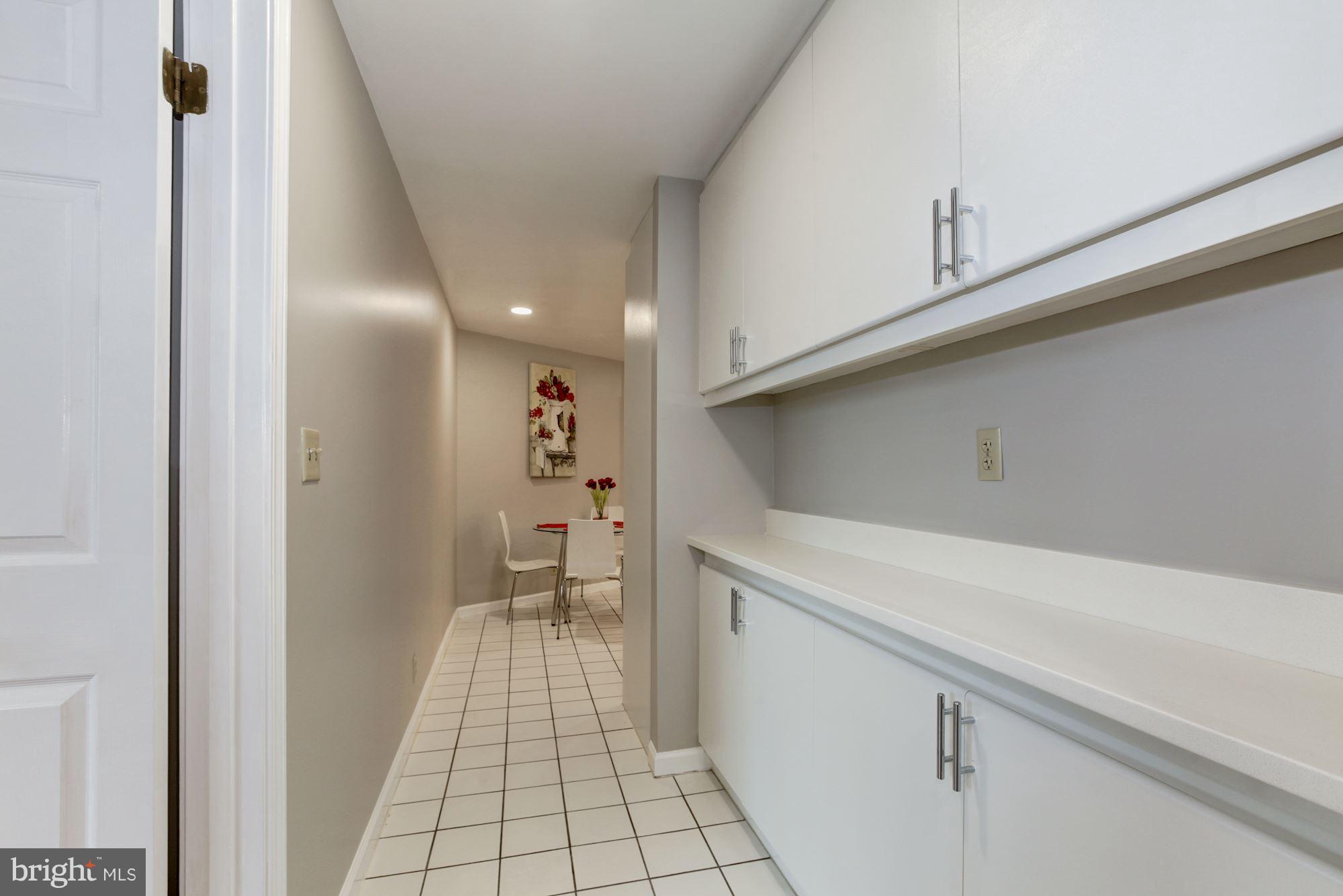 SOMERSET HOUSE - Residential