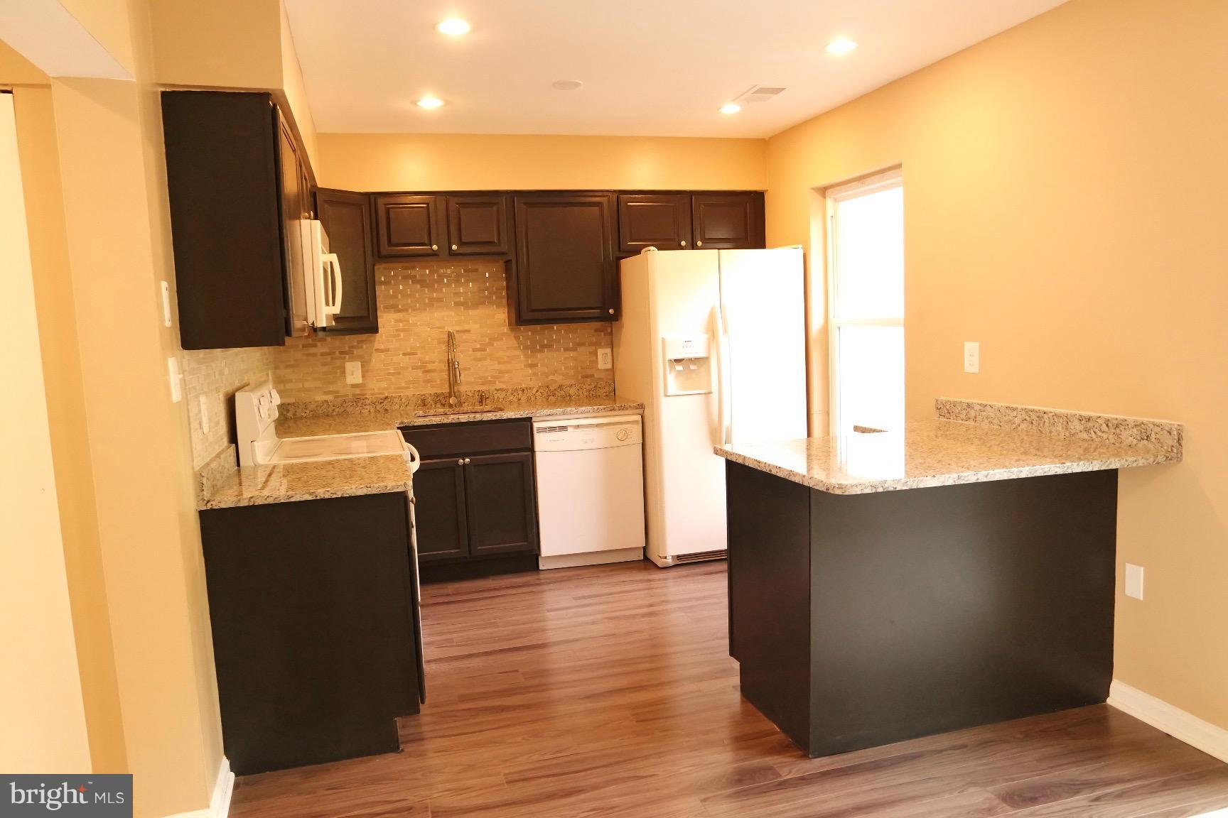 FORESTVILLE PARK - Residential