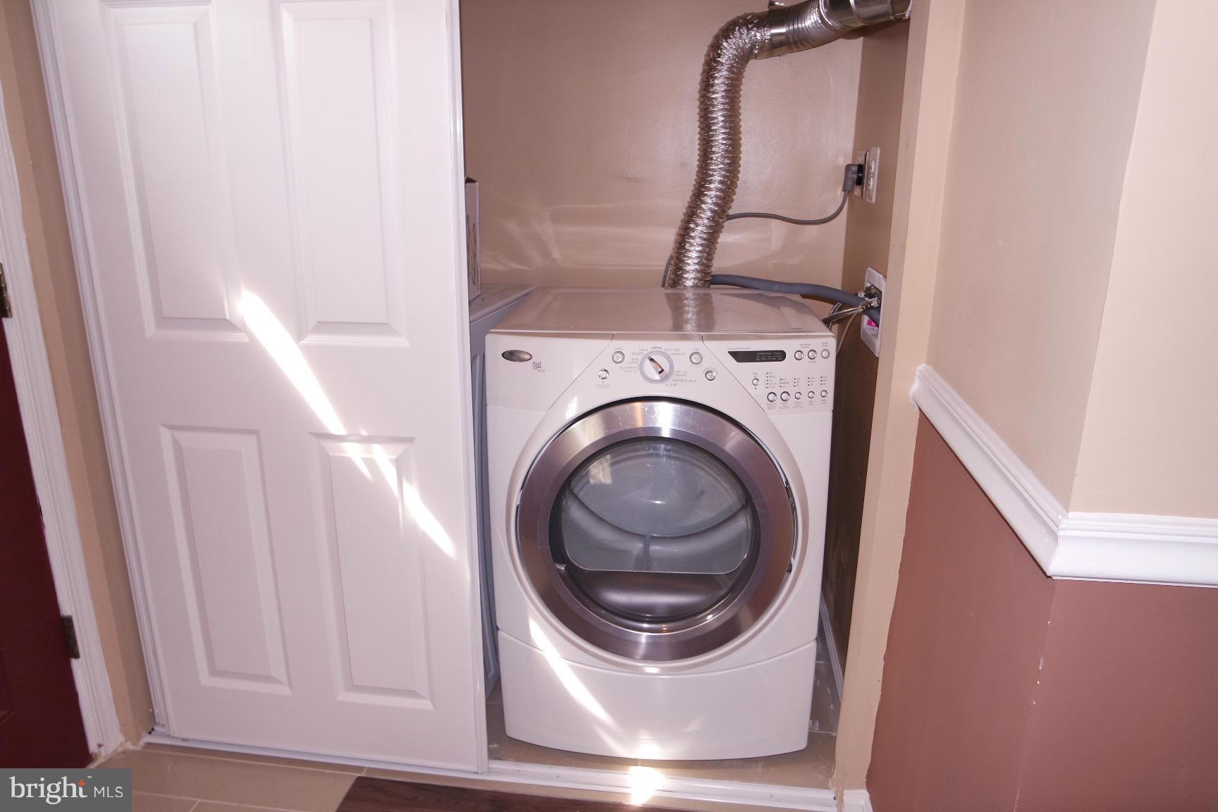 FORESTVILLE PARK - Residential