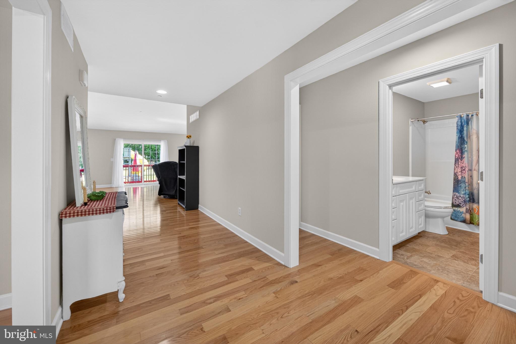 MAGNOLIA HILL - Residential