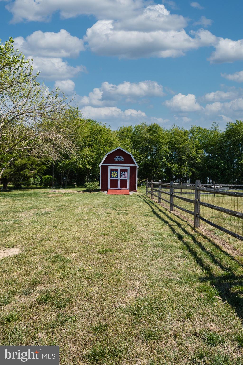 MAGNOLIA HILL - Residential