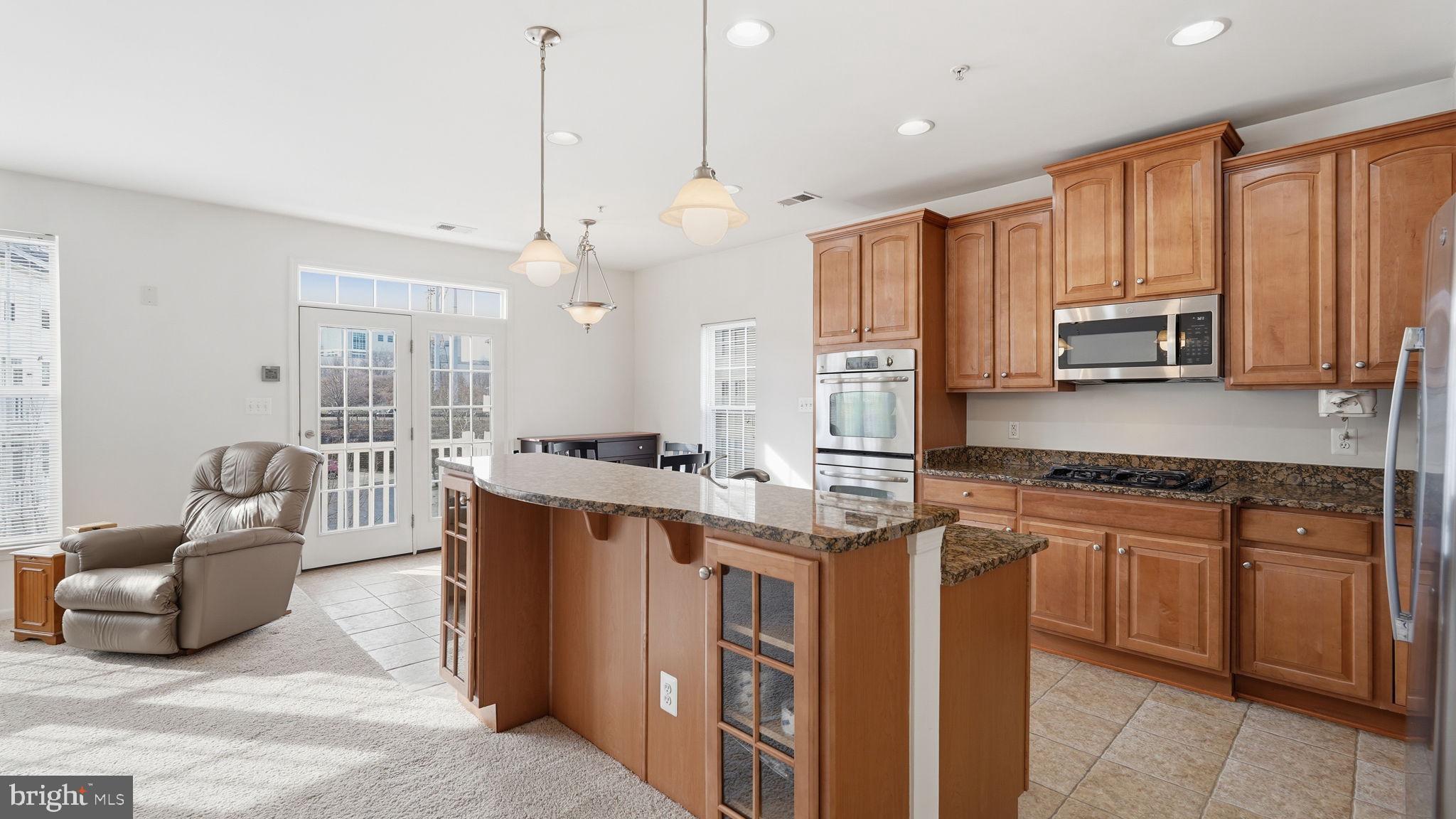 2483 EASTBOURNE DRIVE