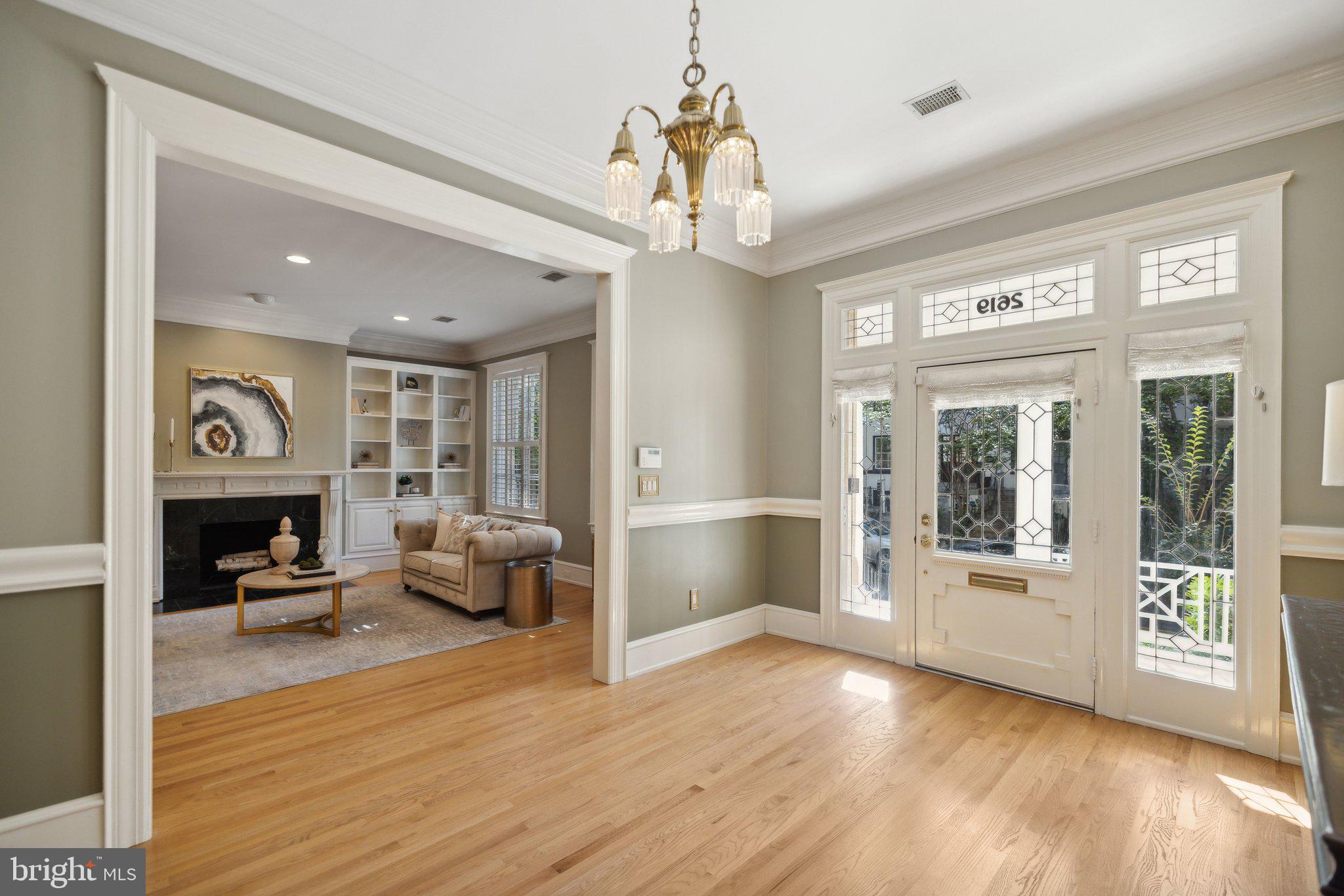 WOODLEY PARK - Residential