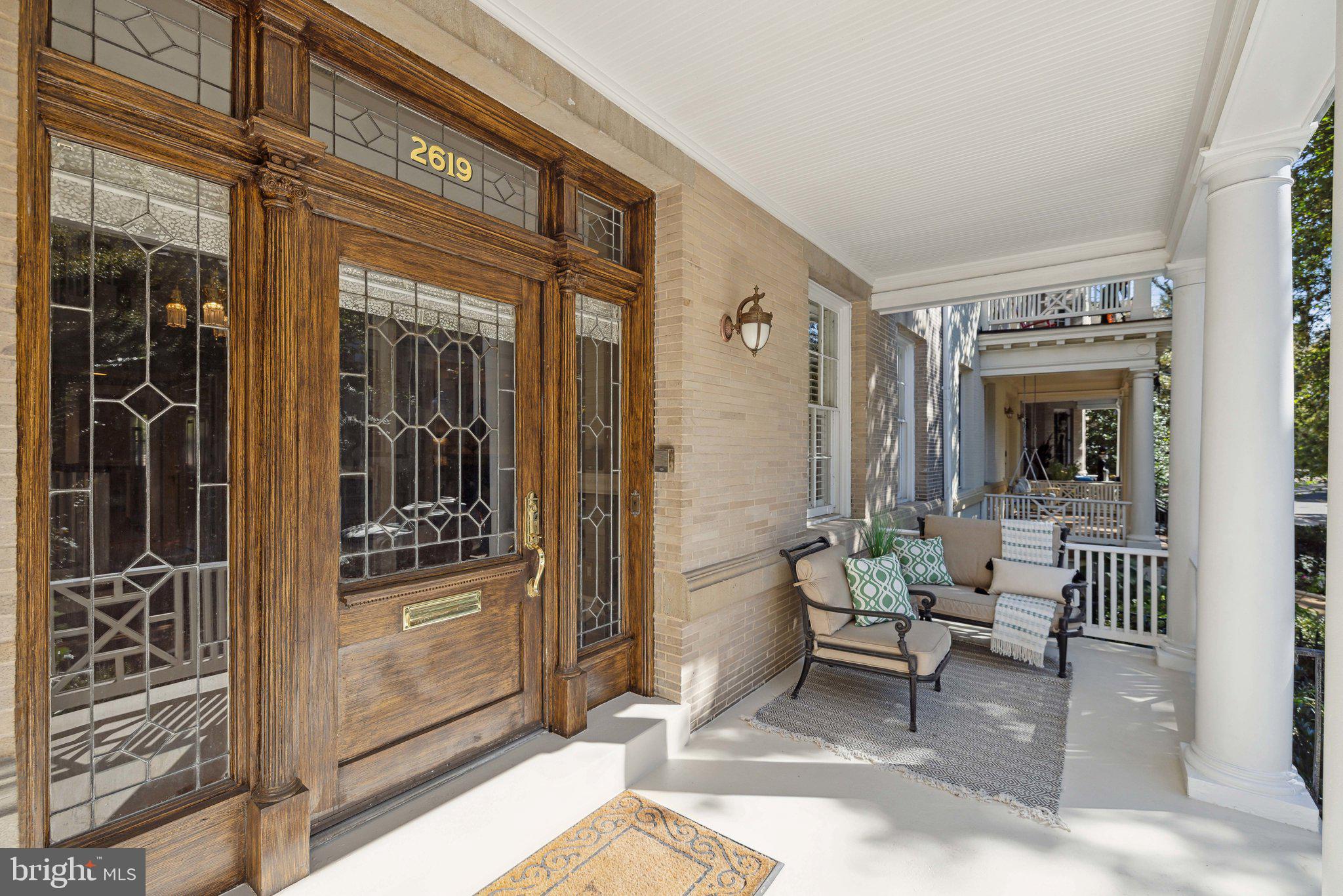 WOODLEY PARK - Residential