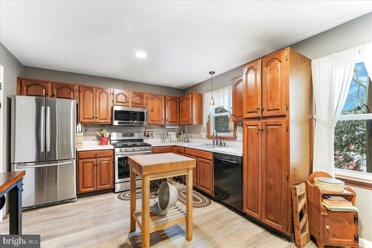 WALNUT GROVE - Residential