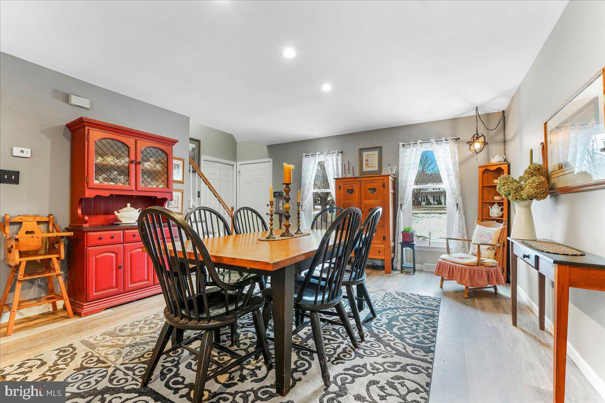 WALNUT GROVE - Residential