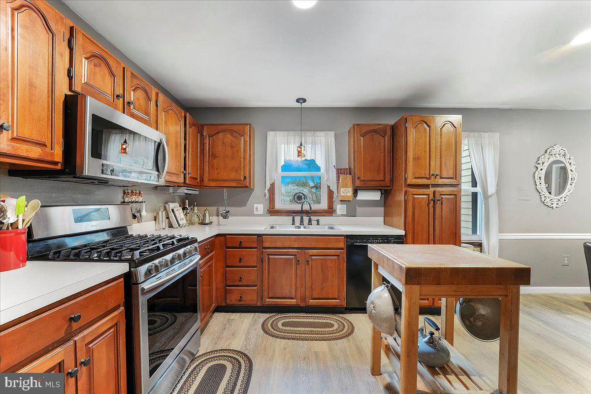 WALNUT GROVE - Residential