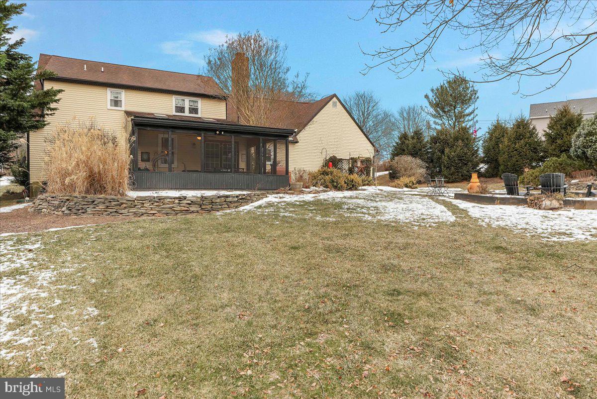 WALNUT GROVE - Residential