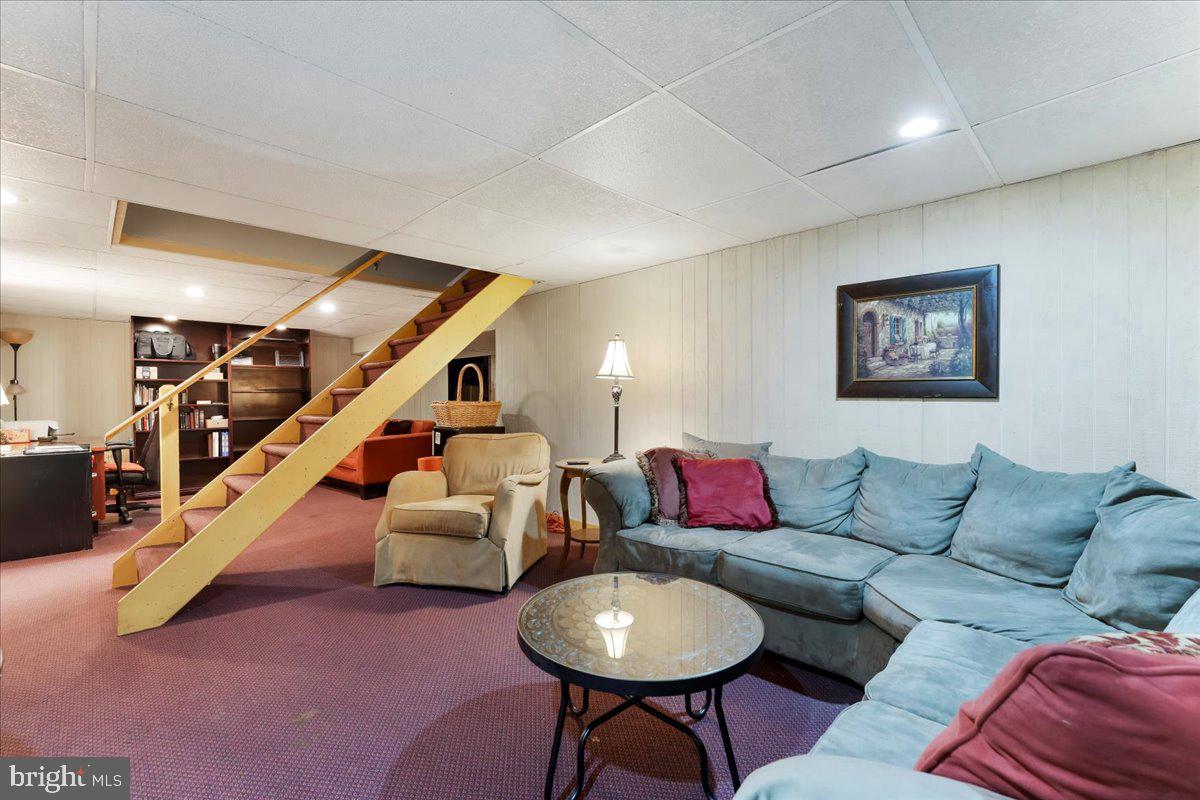 WALNUT GROVE - Residential