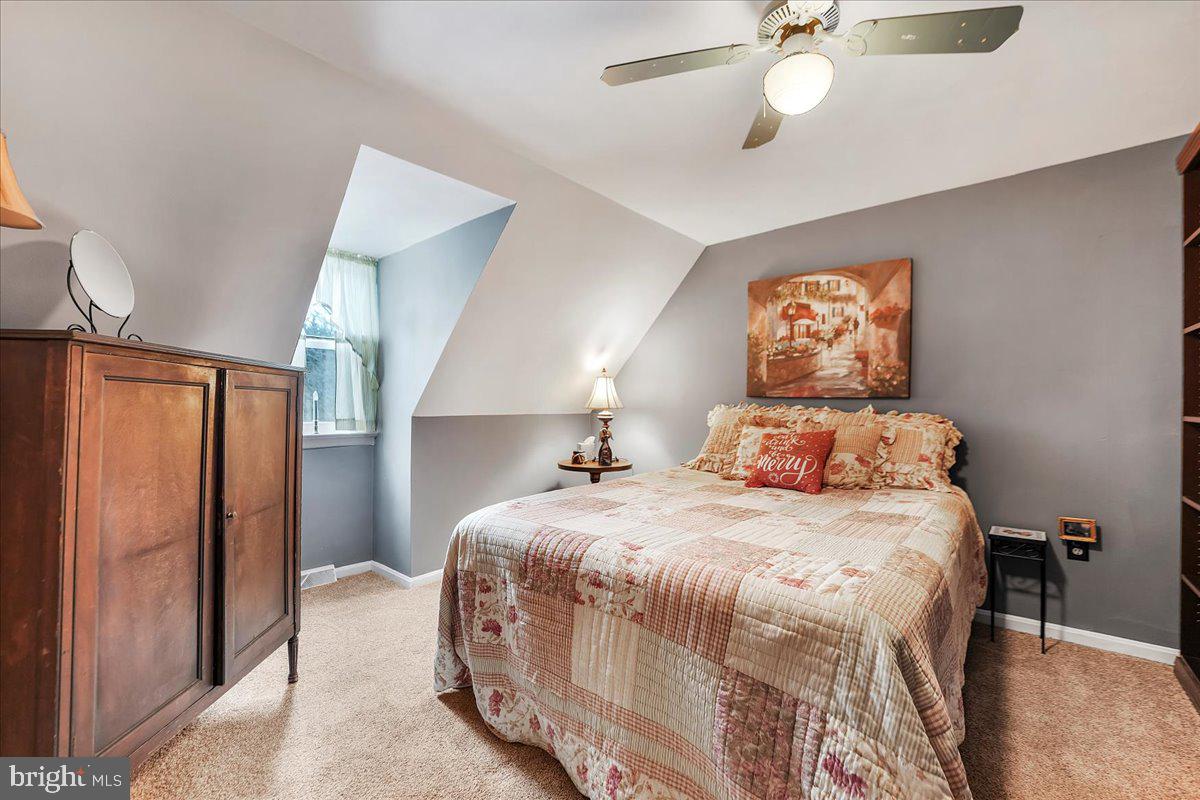 WALNUT GROVE - Residential