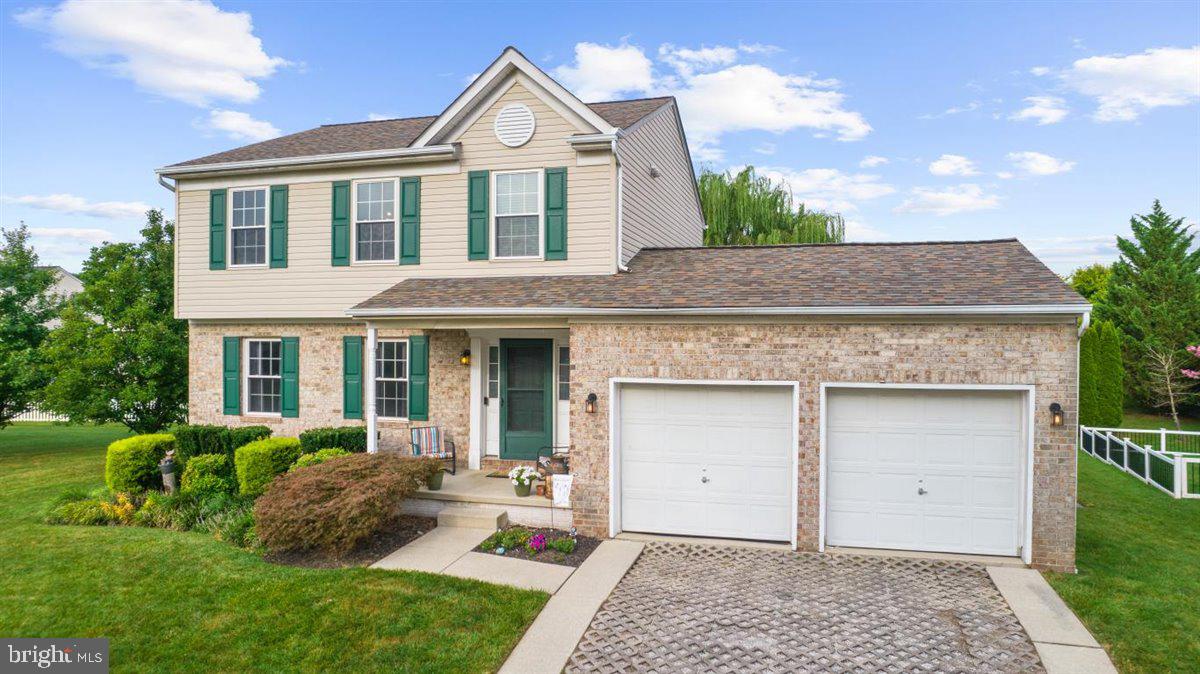 BEACHWOOD ESTATES - Residential