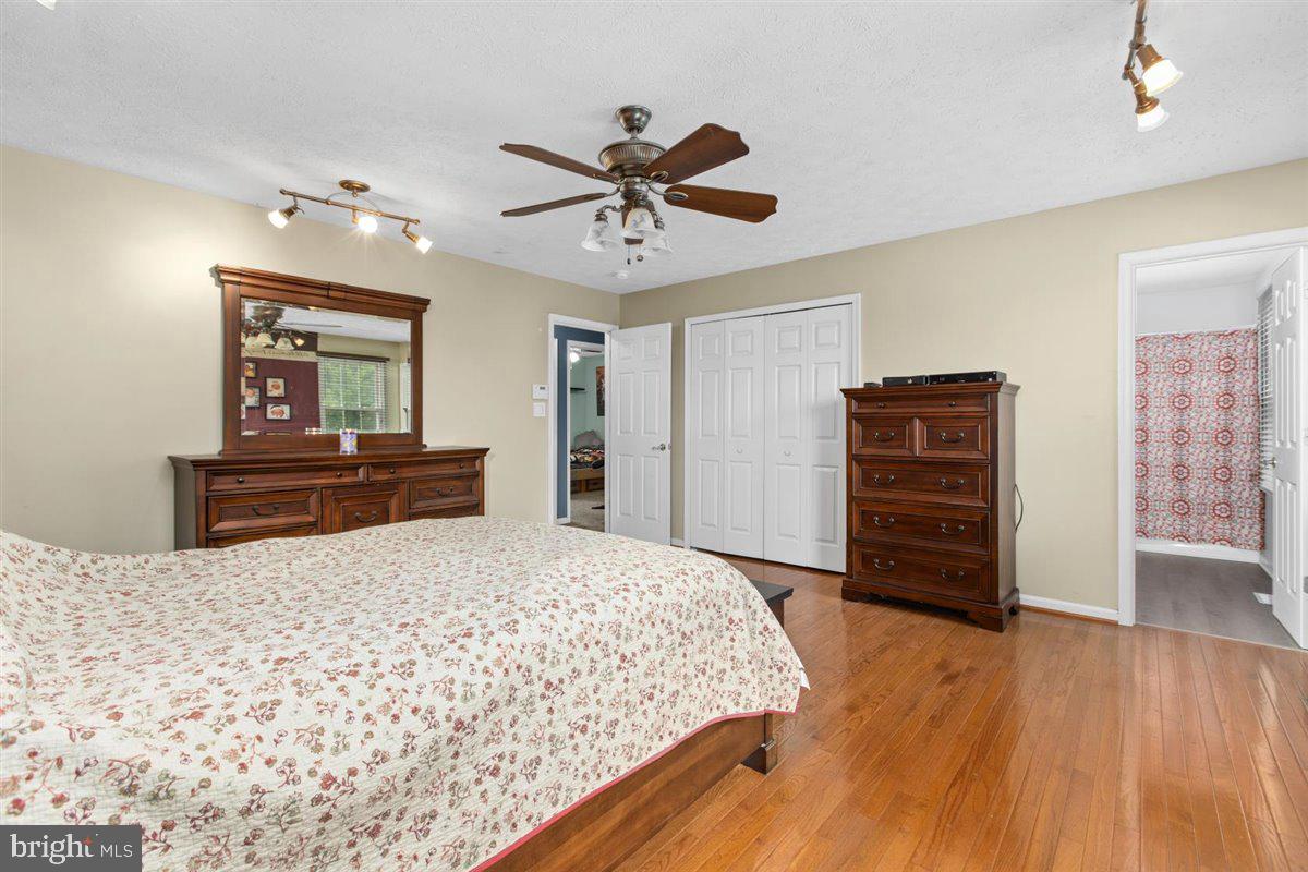 BEACHWOOD ESTATES - Residential