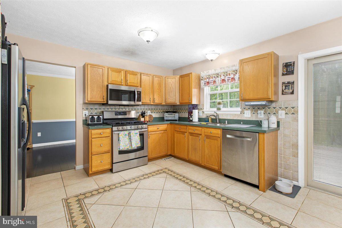 BEACHWOOD ESTATES - Residential