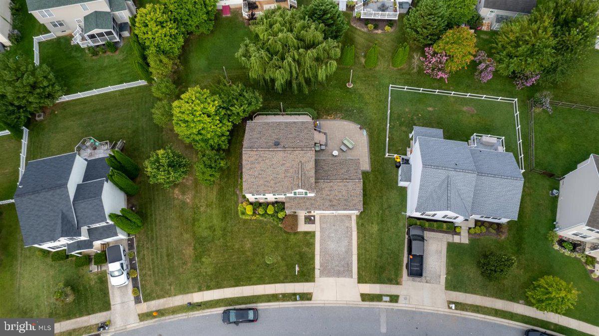 BEACHWOOD ESTATES - Residential